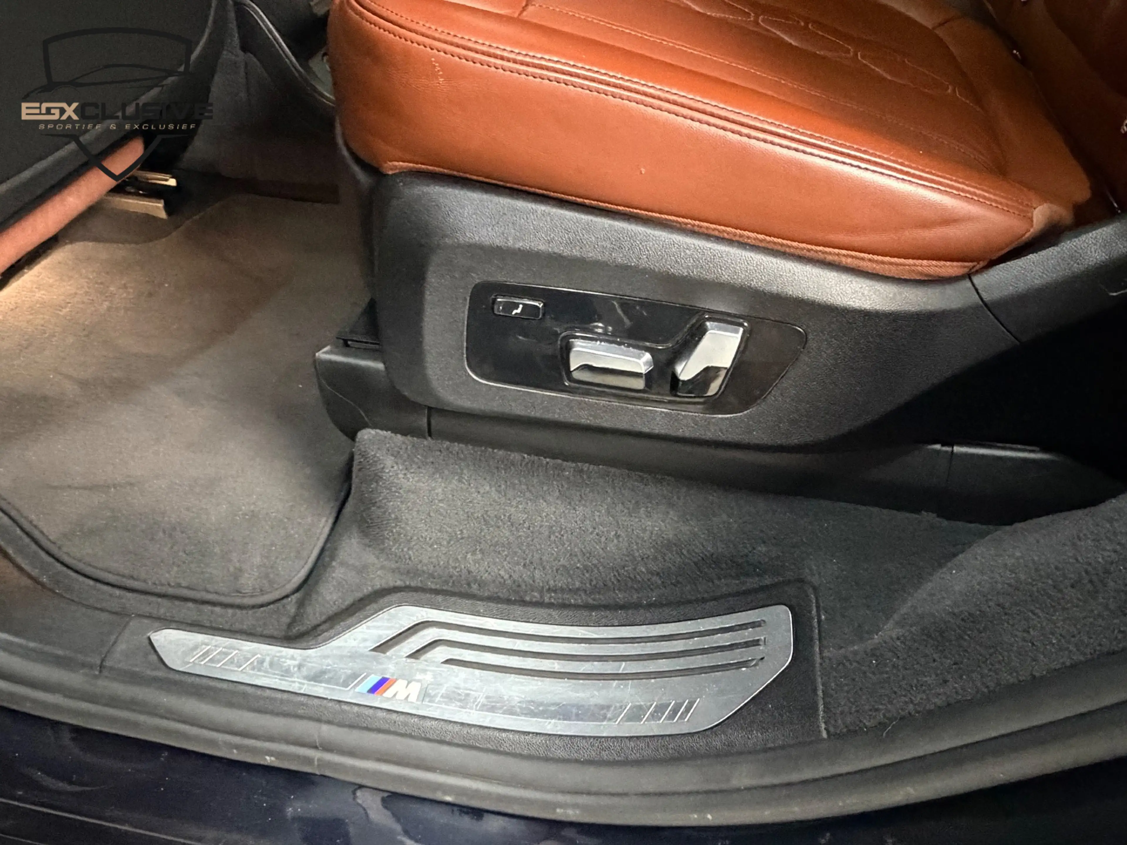 BMW X7 XDrive40i 6P M Pakket/Sky/Alcantara/Laser/HUD — photo 39