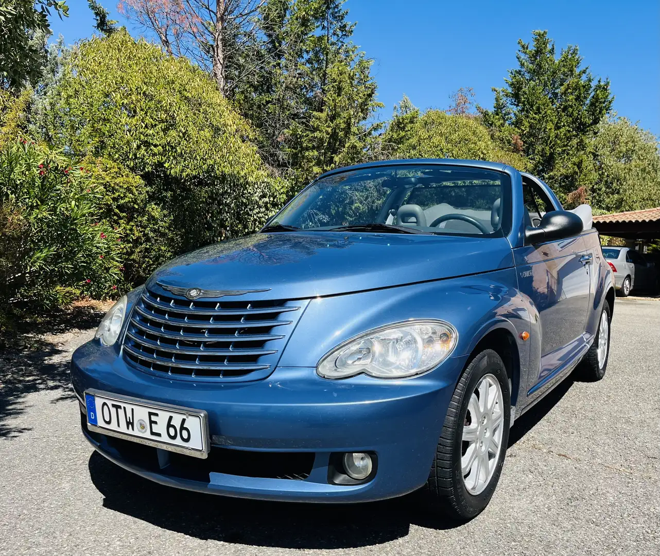 Chrysler PT Cruiser PT Cruiser Cab 2.4 Touring Bleu - 1