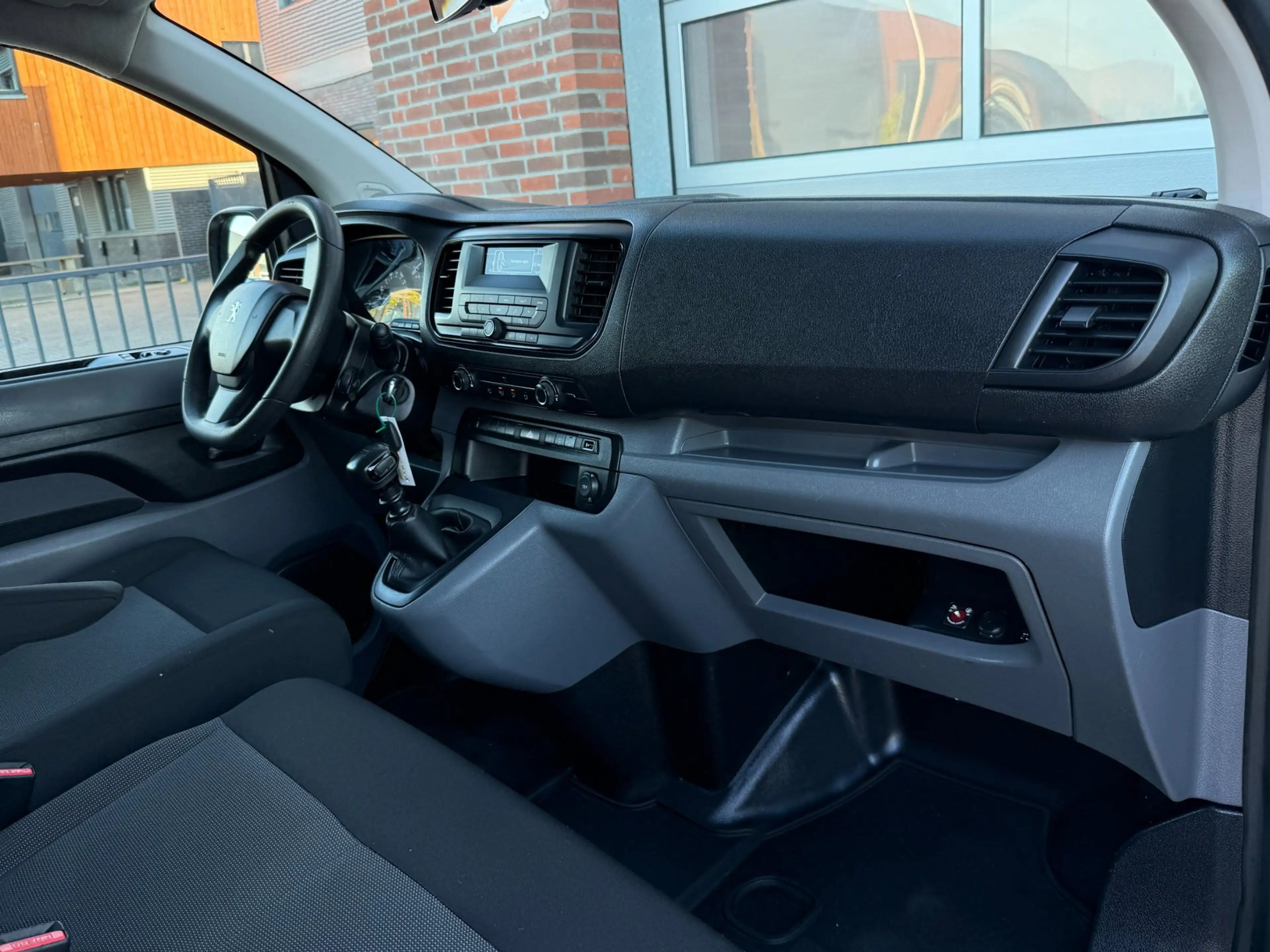 Peugeot Expert 226S 1.6 BlueHDI! Btw Vrij! Airco! 3-Pers.! — photo 12