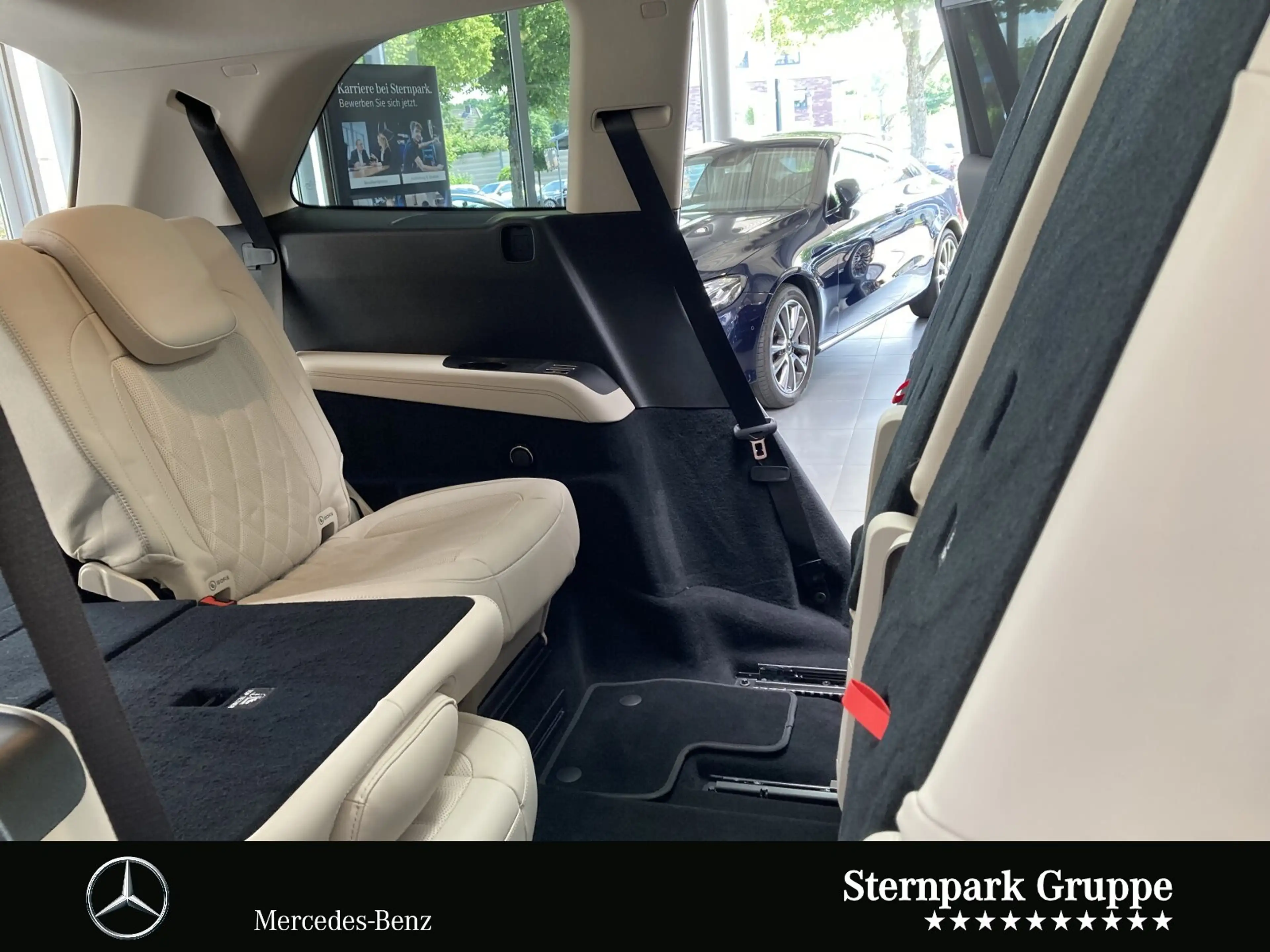 Mercedes-Benz GLS 63 AMG GLS 63 AMG 4M+ Ultimate,StHZ,Pano,AHK,4xSitzkl. — photo 14