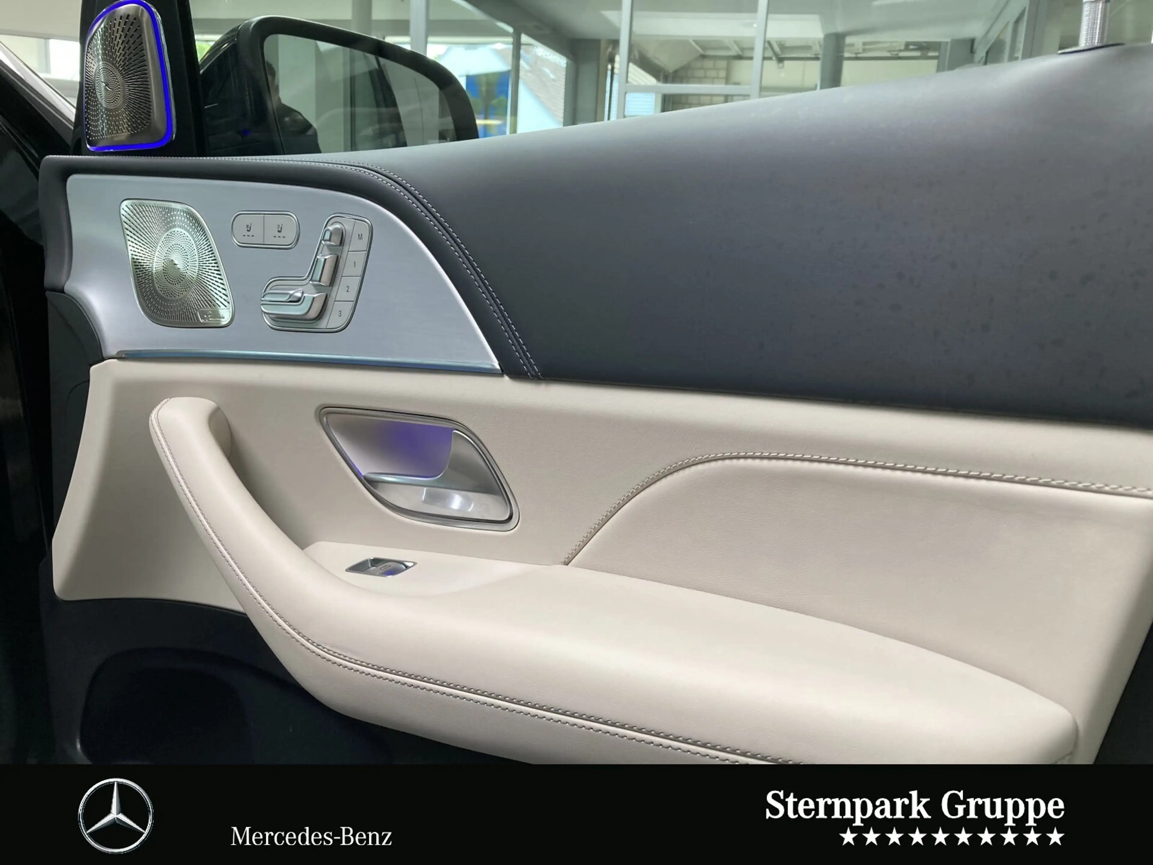 Mercedes-Benz GLS 63 AMG GLS 63 AMG 4M+ Ultimate,StHZ,Pano,AHK,4xSitzkl. — photo 6