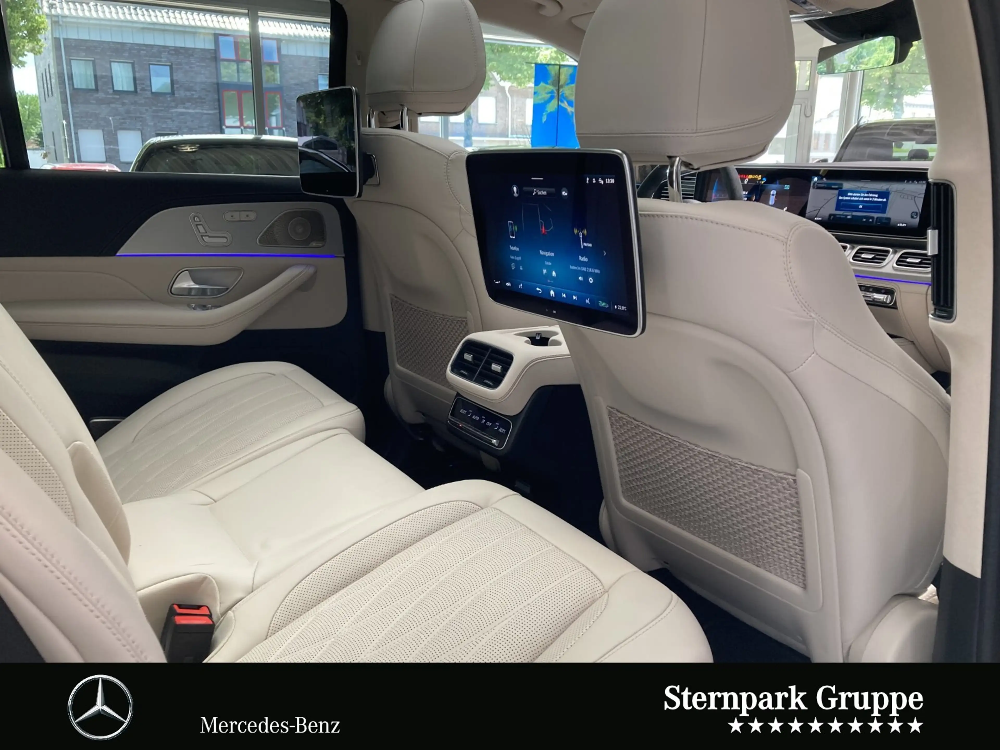 Mercedes-Benz GLS 63 AMG GLS 63 AMG 4M+ Ultimate,StHZ,Pano,AHK,4xSitzkl. — photo 8