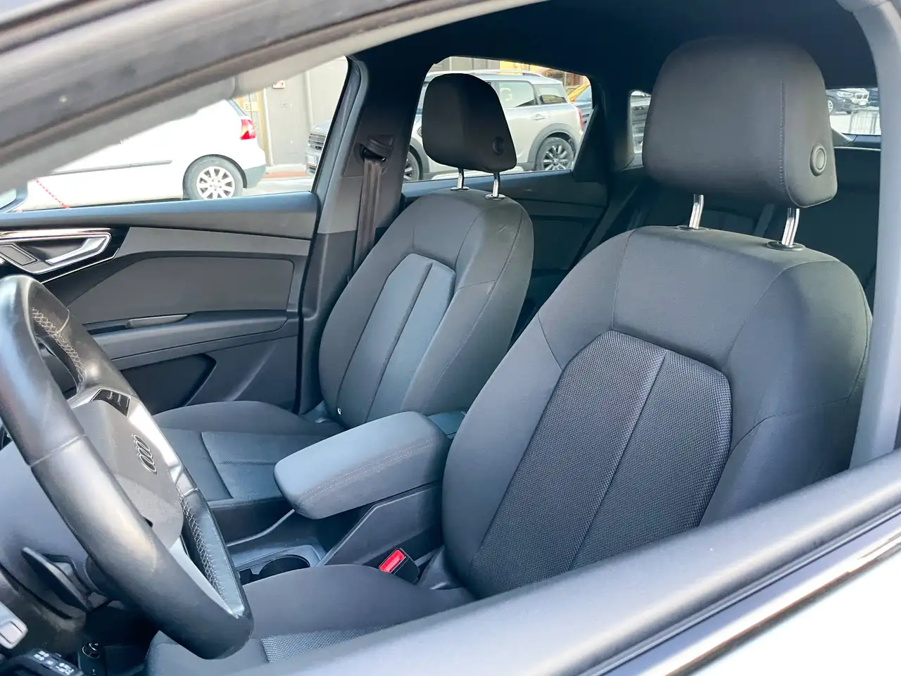 Audi Q4 e-tron — photo 36 sur 50