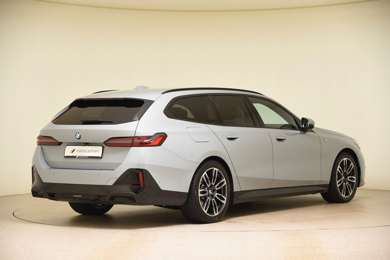 BMW 540 d xDrive Touring M Sport Pro HUD LED ACC H&K — photo 3