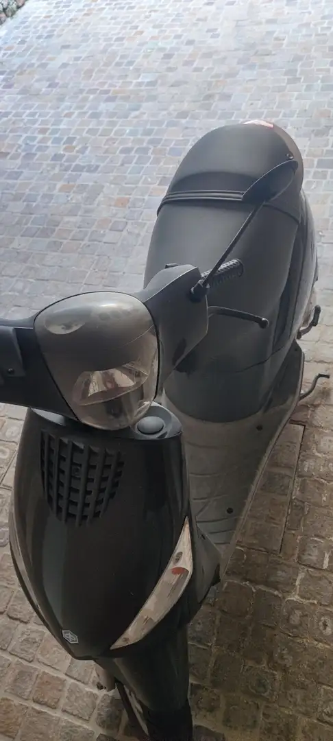 Piaggio Zip 50 4 tempi Negro - 2