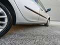Renault Clio Clio Exception 1,2 16V ° NUR 94TKM ° T.LEDER ° SERVICEGEPFLEGT ° TOP ZUSTAND ° KLIMA ° ISOFIX ° Silber - thumbnail 19