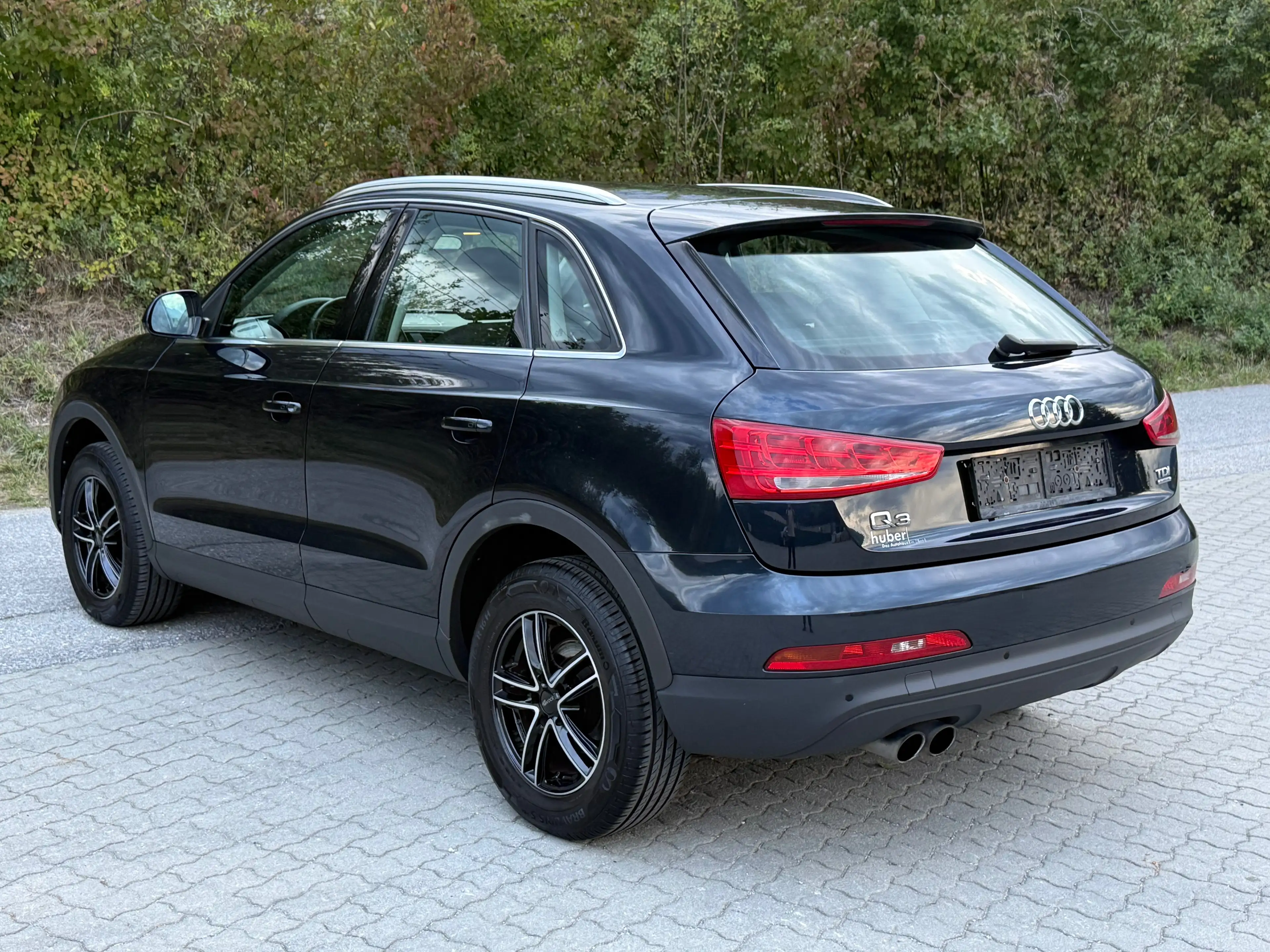 Audi Q3 2.0 TDI quattro S-Tronic — photo 9