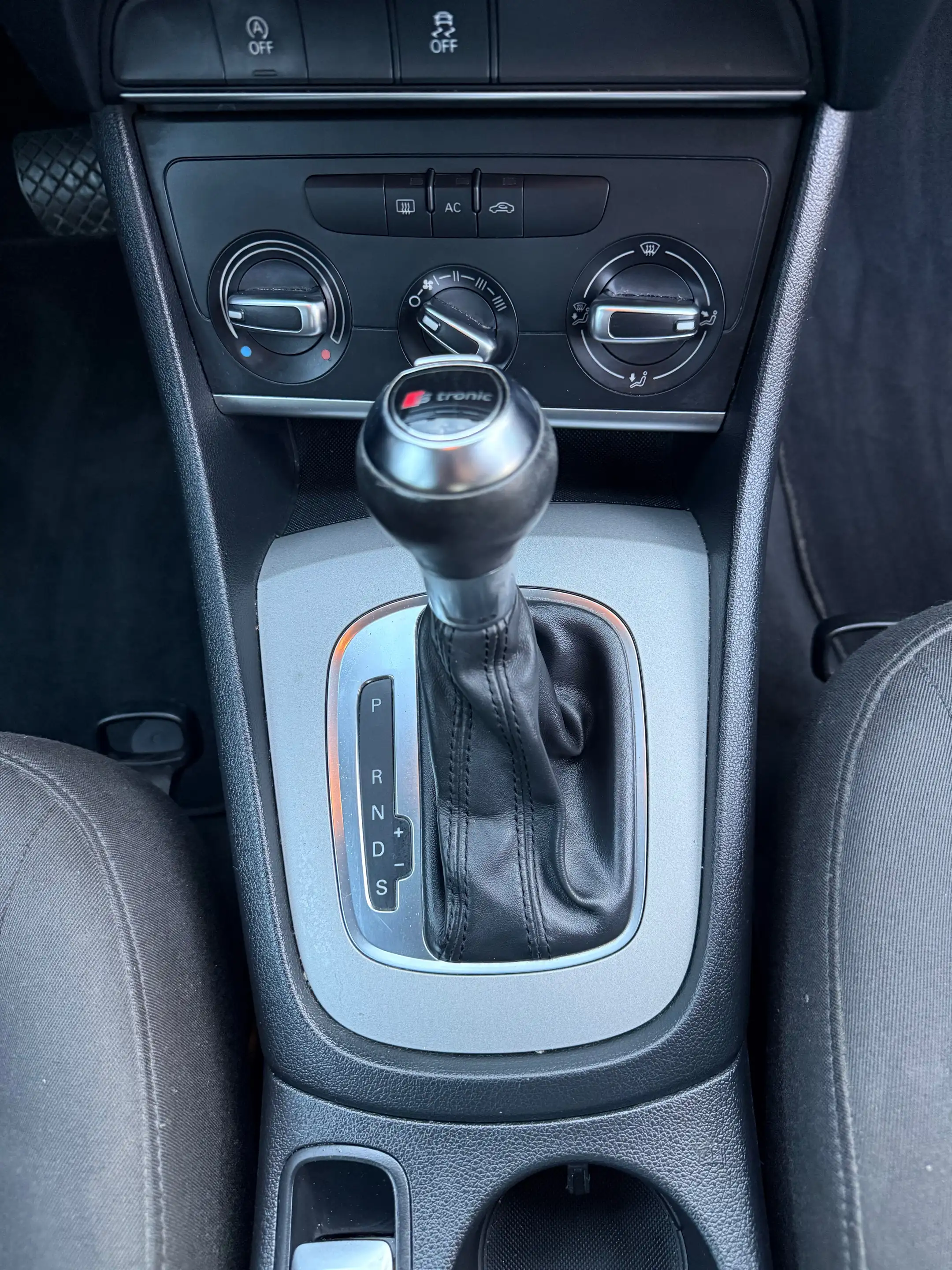 Audi Q3 2.0 TDI quattro S-Tronic — photo 14
