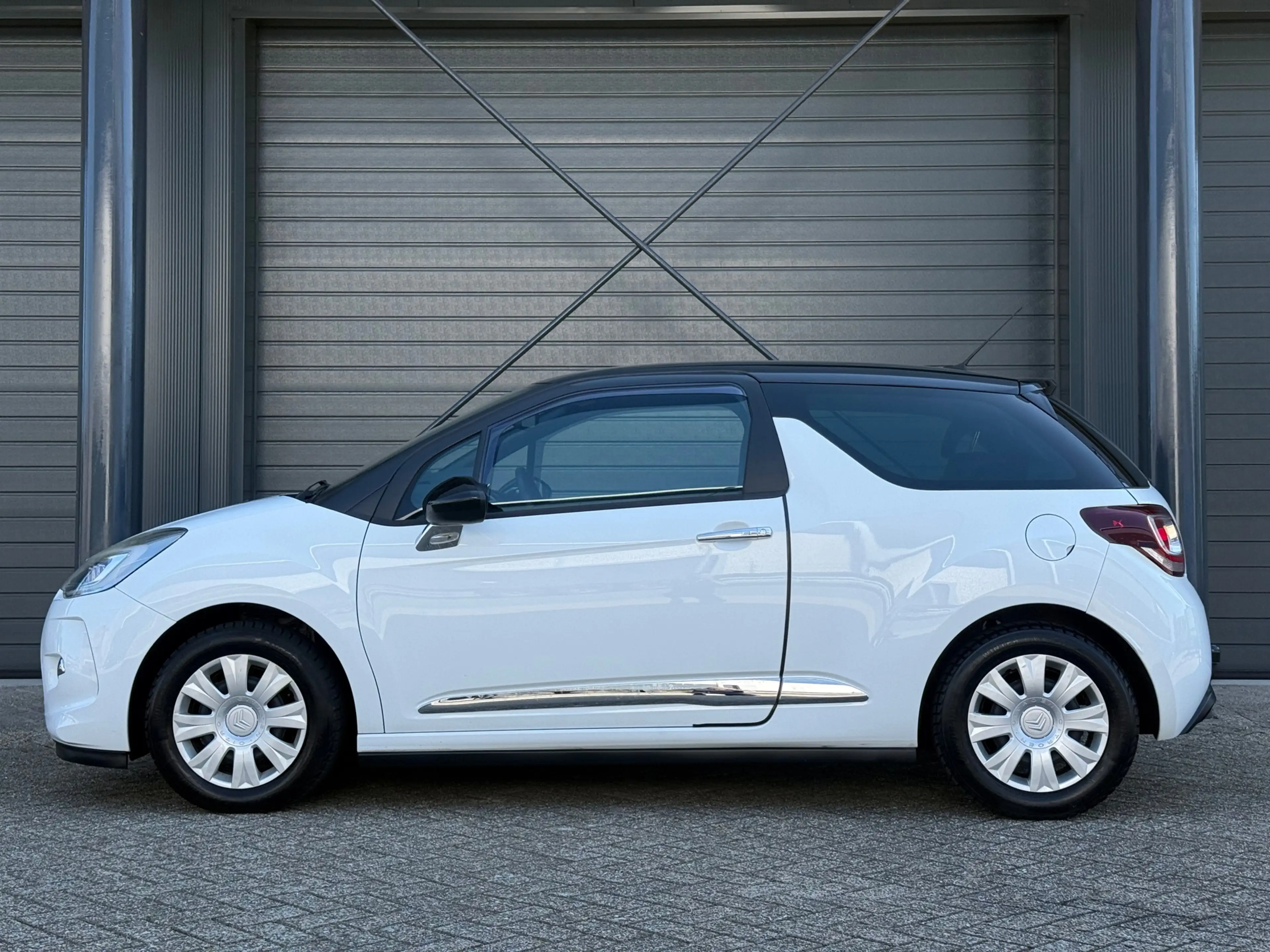 Citroen DS3 1.2 So Chic, Camera, Climate, Led, Navi, PDC, Trek — photo 7