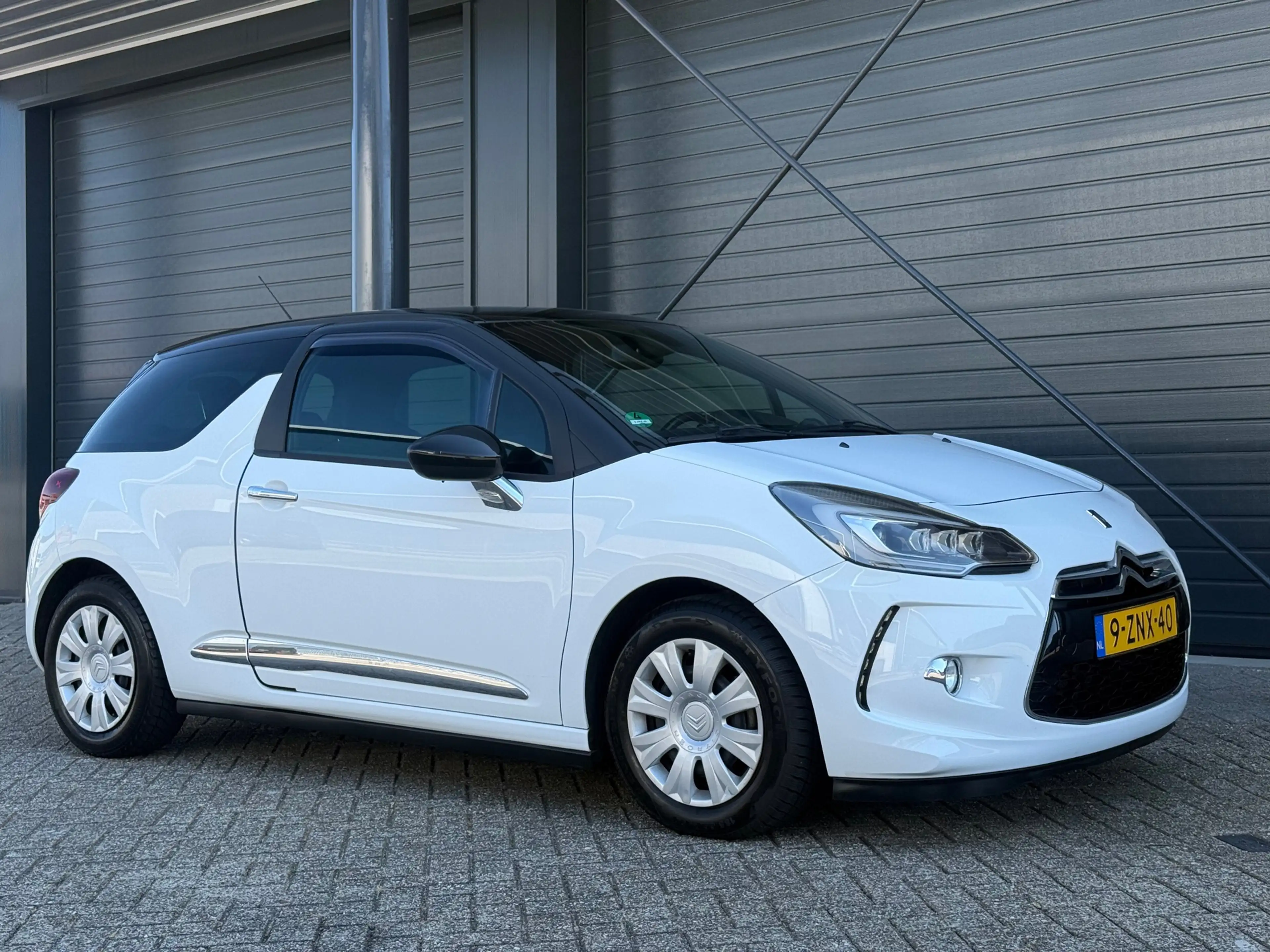 Citroen DS3 1.2 So Chic, Camera, Climate, Led, Navi, PDC, Trek — photo 11