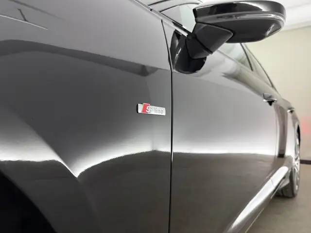 Audi A6 view 17