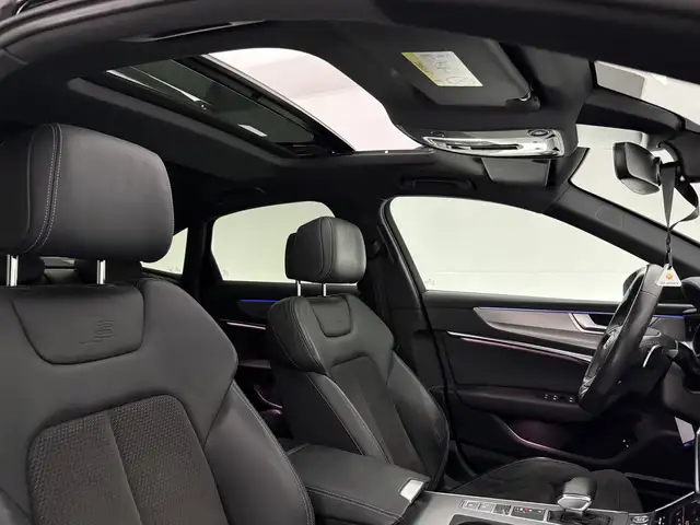 Audi A6 view 4