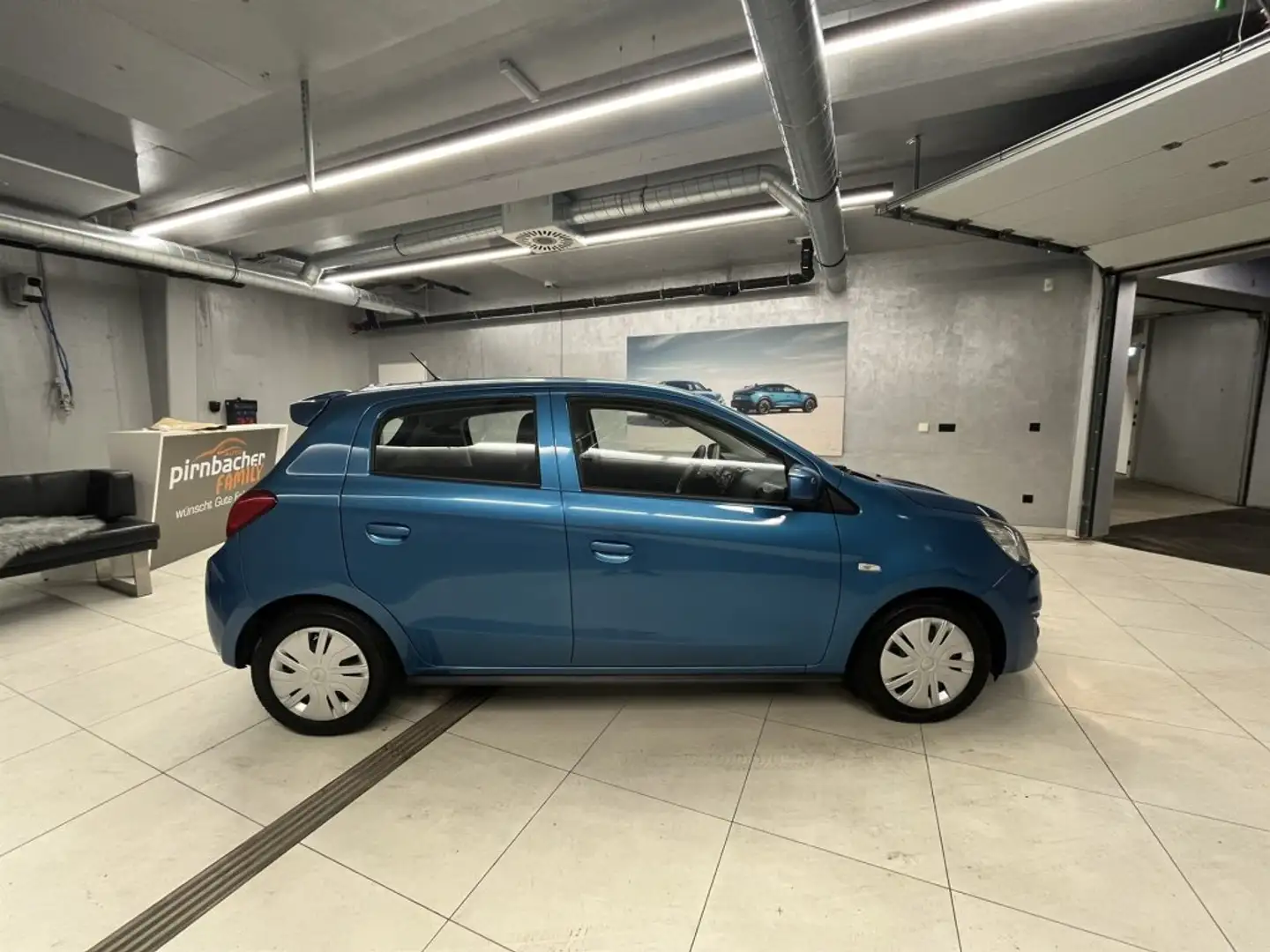 Mitsubishi Space Star 1,0 Inform AS&G 19 Azul - 2