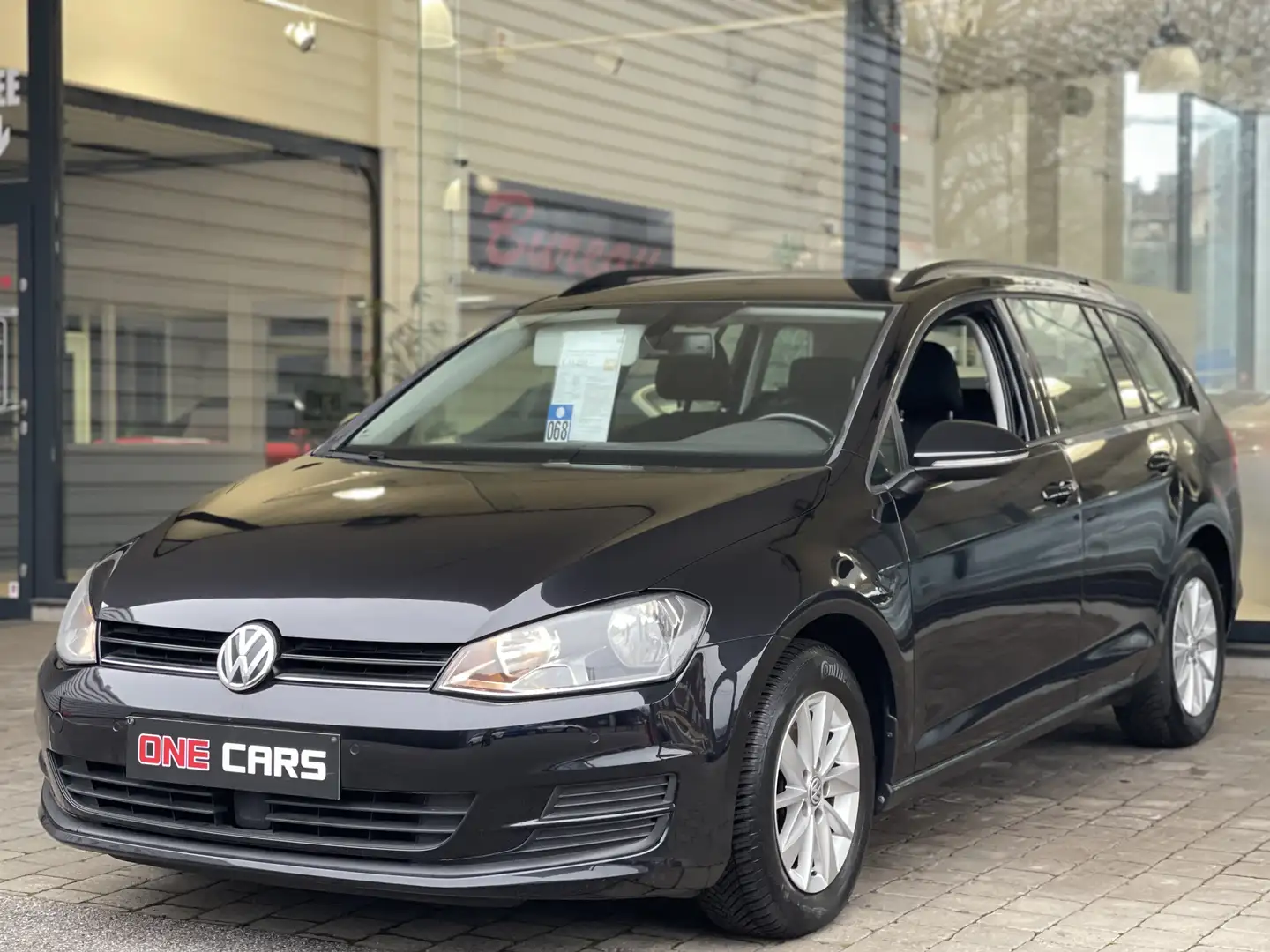 Volkswagen Golf 7 1.6TDi 77kw GPS-CLIM-PARK PILOT-1PROPR-GAR 1AN Noir - 1