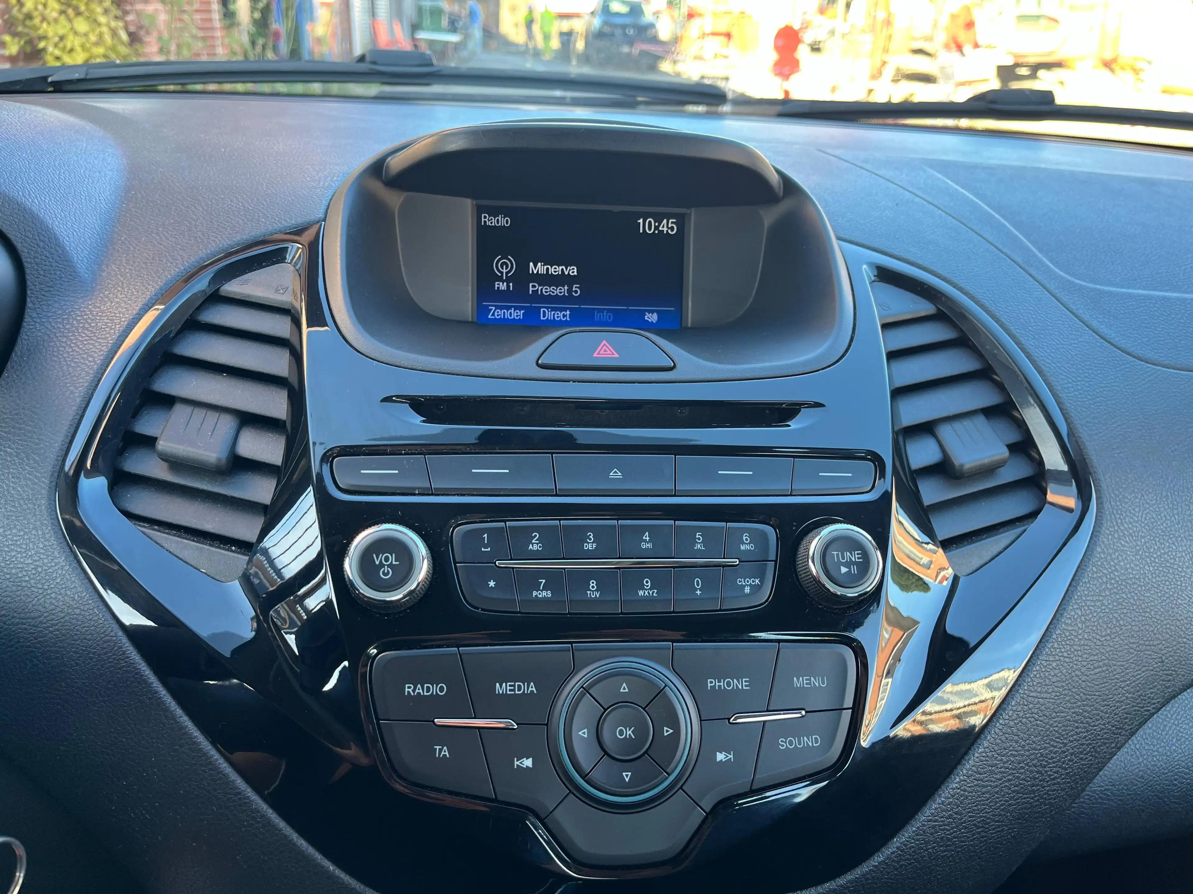 Ford Ka/Ka+ Ka 1.2i Ultimate/NIEUWSTAAT/SENSOREN/AIRCO/BLUETOOTH/CRUISECON — photo 14