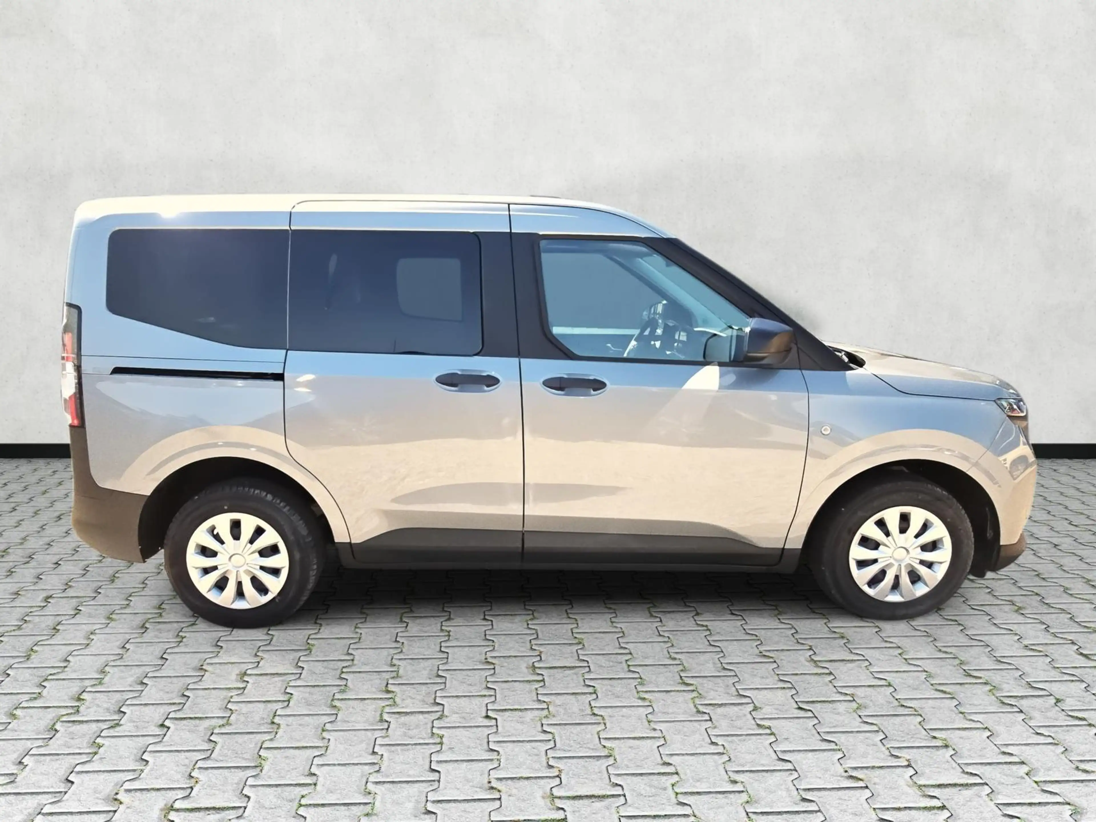 Ford Tourneo Courier 1.0 EB Auto Trend 5JG Kamera AHK — photo 9