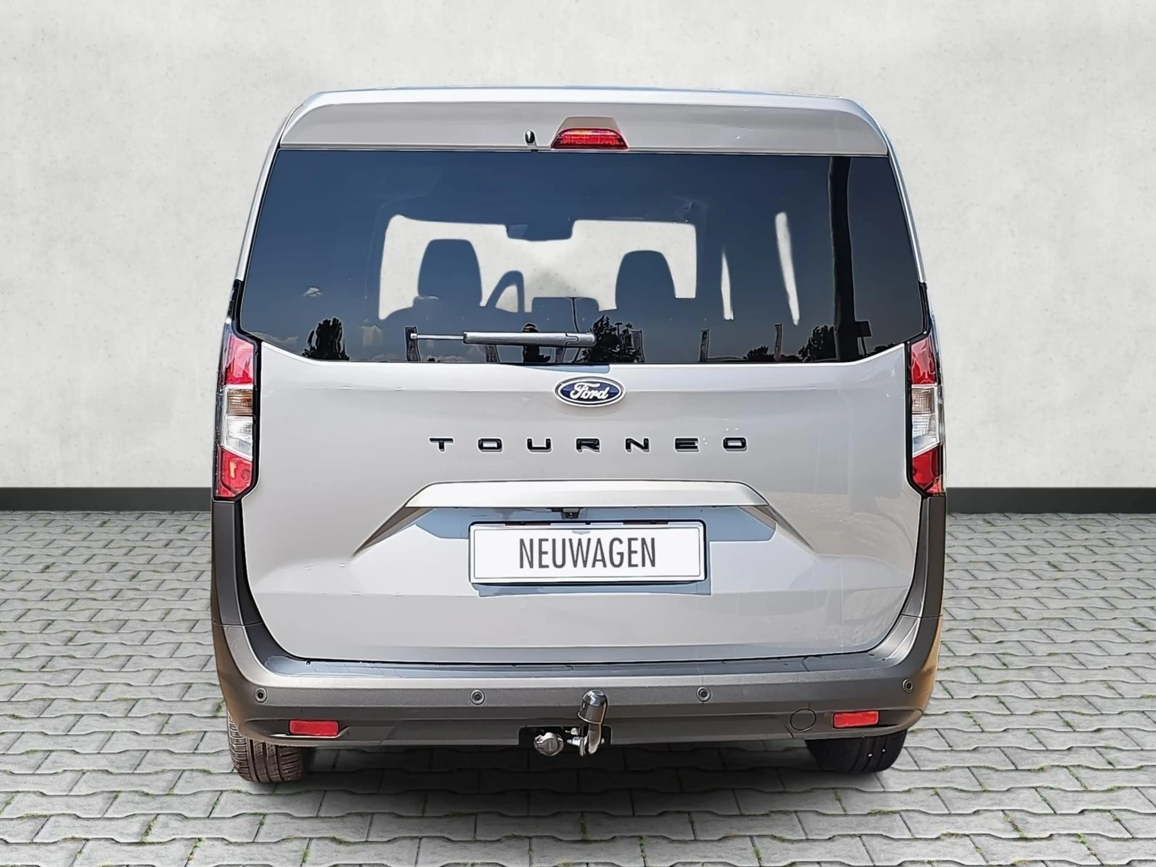 Ford Tourneo Courier 1.0 EB Auto Trend 5JG Kamera AHK — photo 7