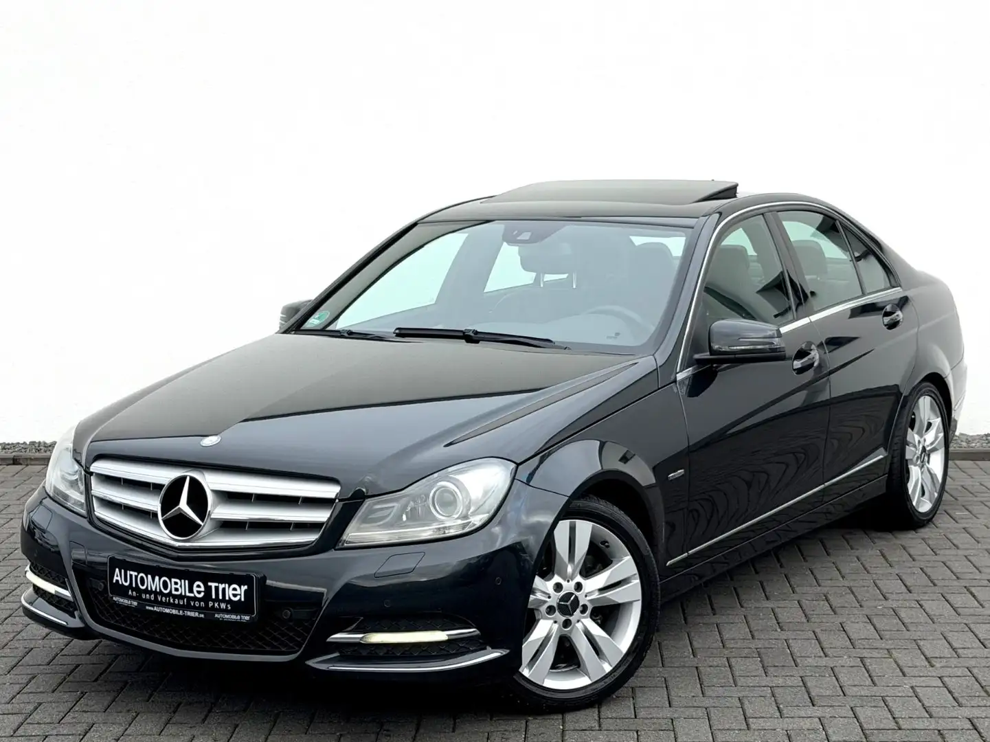 Mercedes-Benz C 200 CGI Limo Avantgarde / 1.HAND / GARANTIE Schwarz - 1