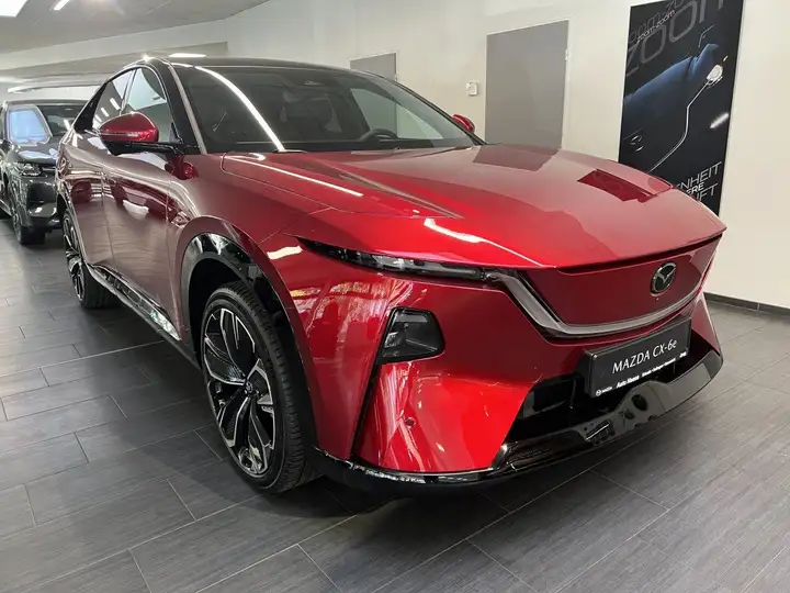Mazda CX-6e CX-6E 258PS Elektro Takumi 21" Alu Leder-Schwarz