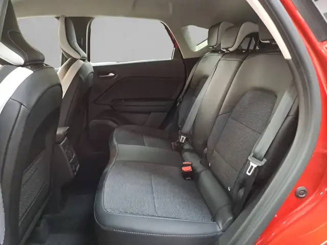 Renault Captur view 12