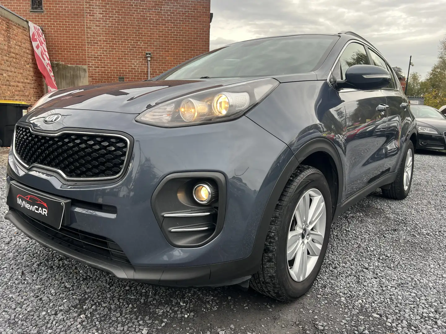 Kia Sportage Sportage 1.7 CRDi 2WD Navi Edition ISG Grijs - 1
