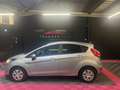 Ford Fiesta 1.4 TDCi 70 Trend + / KIT DISTRIBUTION NEUF / 97 000 KM Gris - thumbnail 2