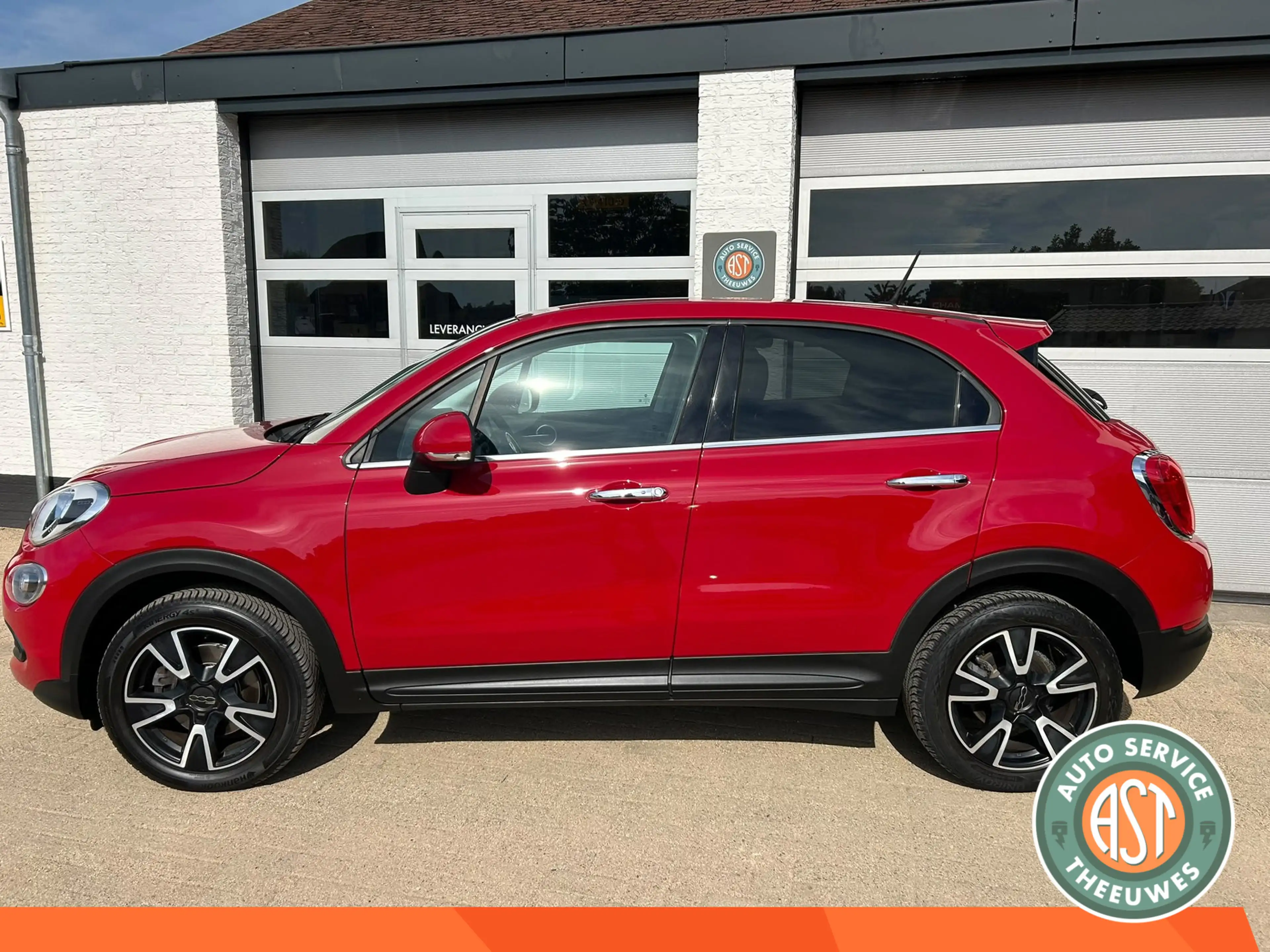 Fiat 500X 1.6 MultiJet LOUNGE NAVI|HALFLEER|CRUISE|CLIMATE — photo 4