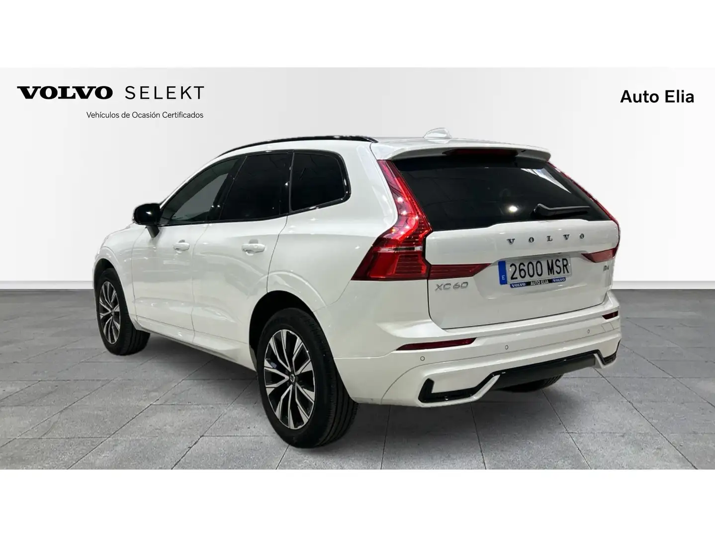 Volvo XC60 B4 Plus Dark FWD Aut. Bianco - 2