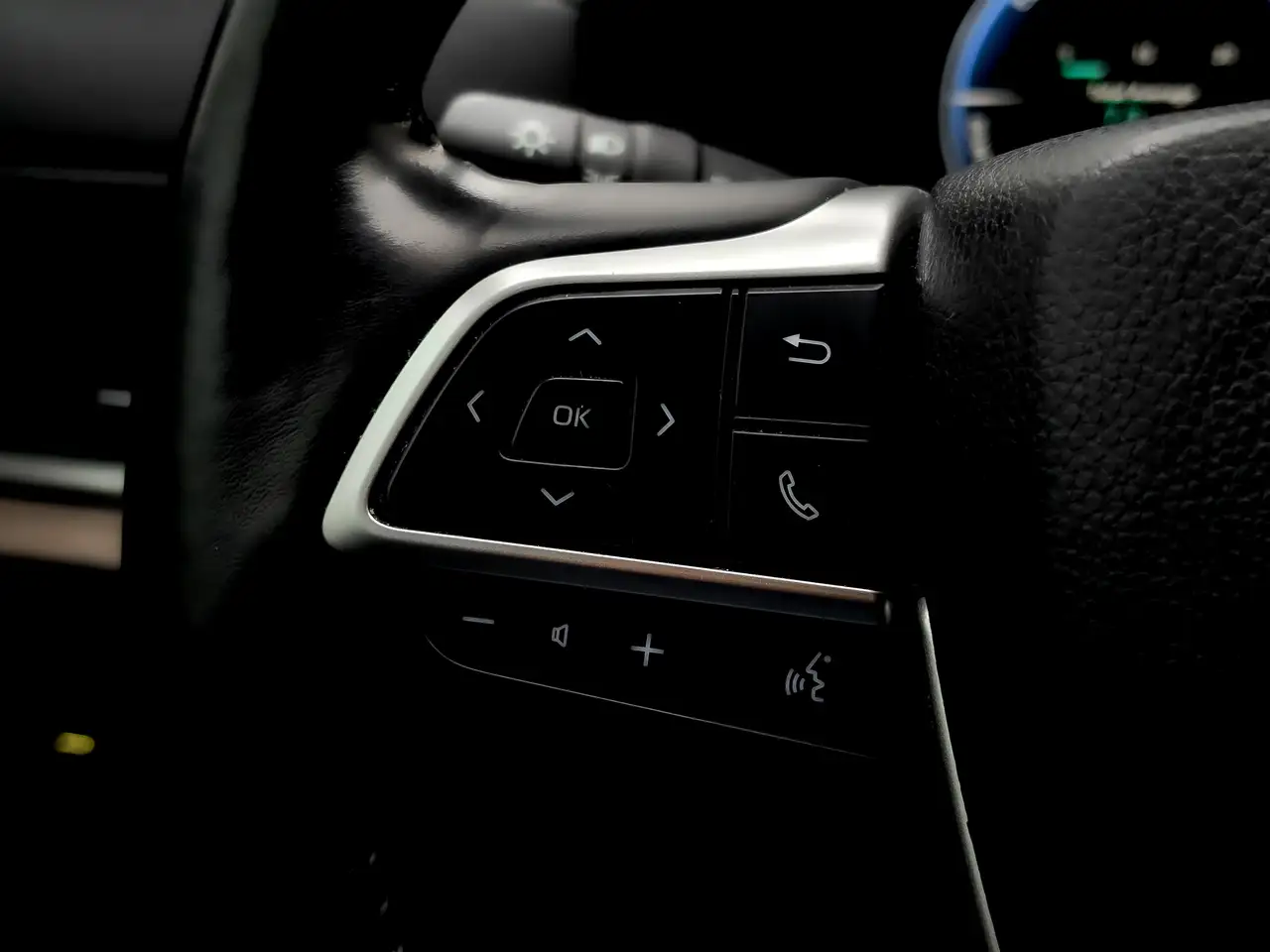 Toyota Grand Highlander снимка Toyota Grand Highlander
