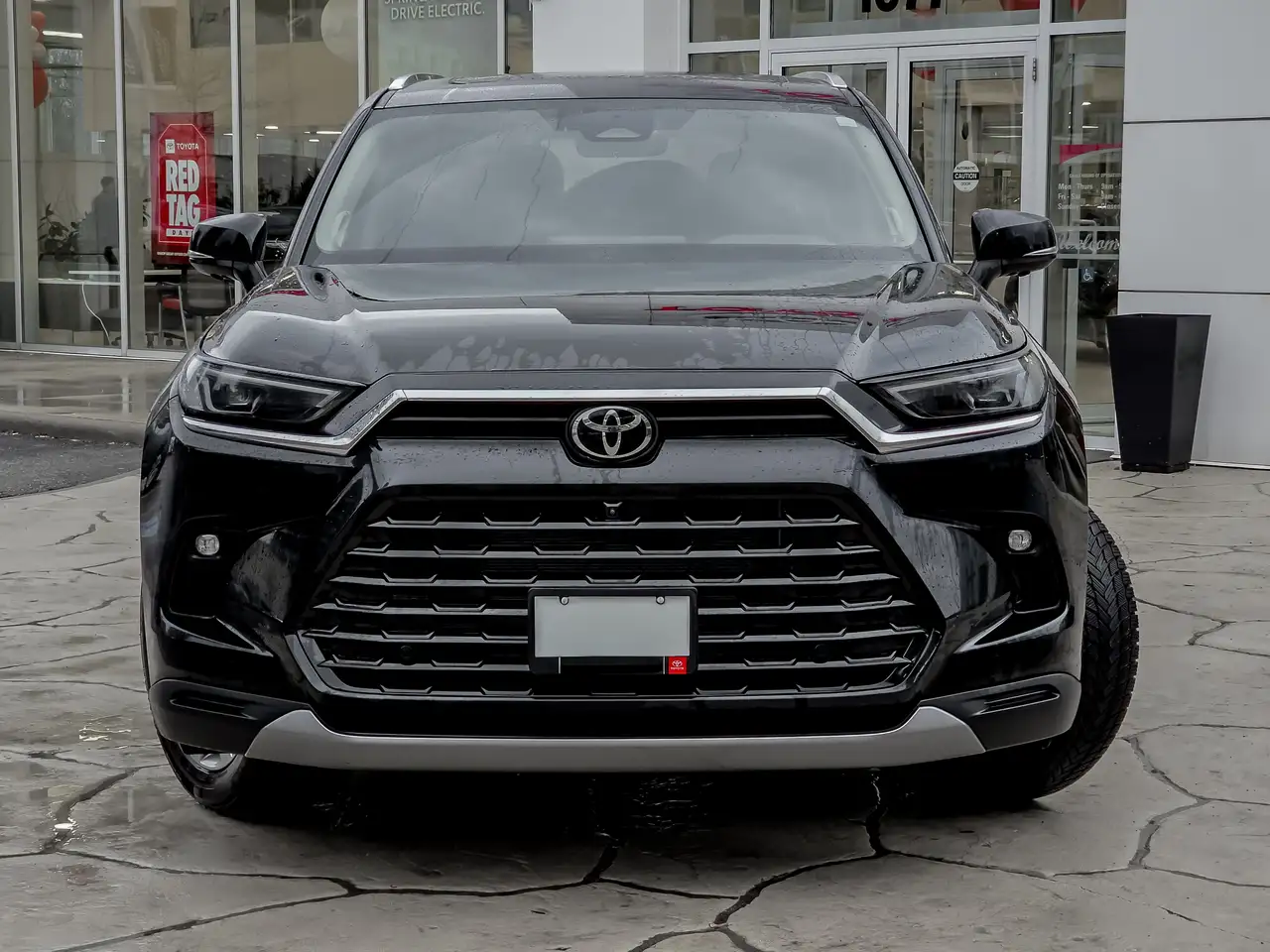 Toyota Grand Highlander снимка Toyota Grand Highlander