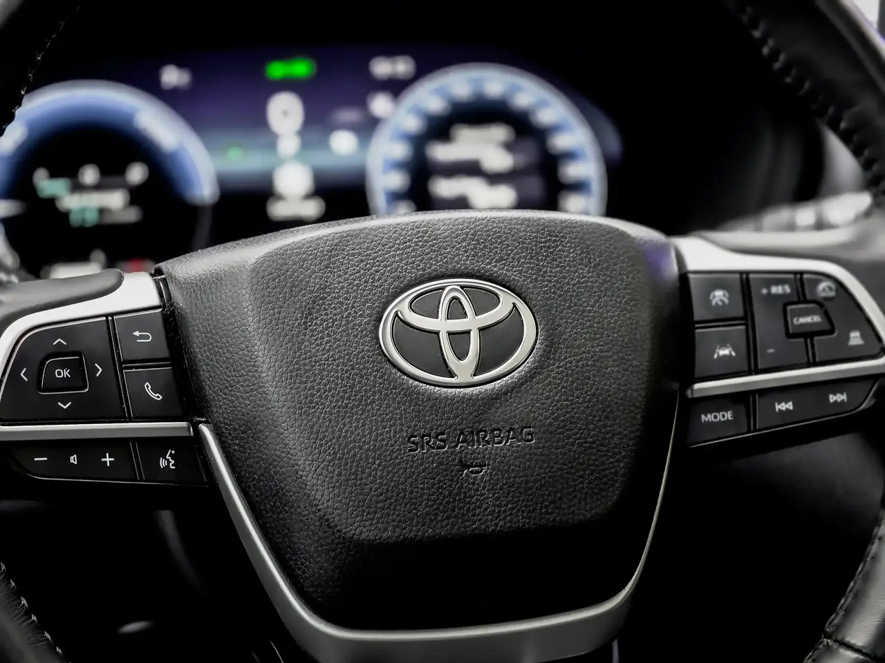 Toyota Grand Highlander снимка Toyota Grand Highlander
