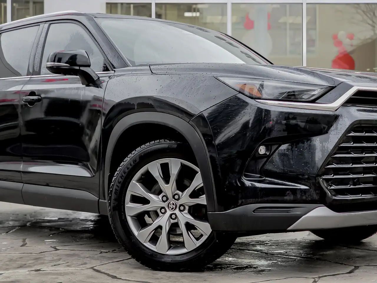 Toyota Grand Highlander снимка Toyota Grand Highlander