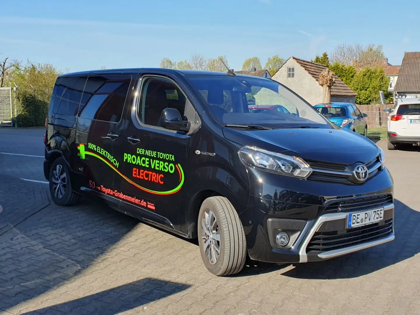 Toyota Proace Electric (75 kWh) L1 (8-Si.) Verso Team Deutschlan Schwarz - 2