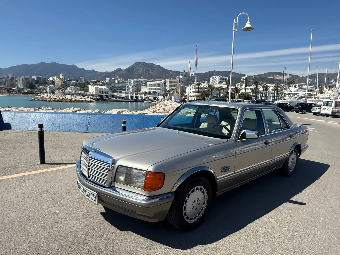 Mercedes-Benz 260 260SE 4Matic Oro - 1