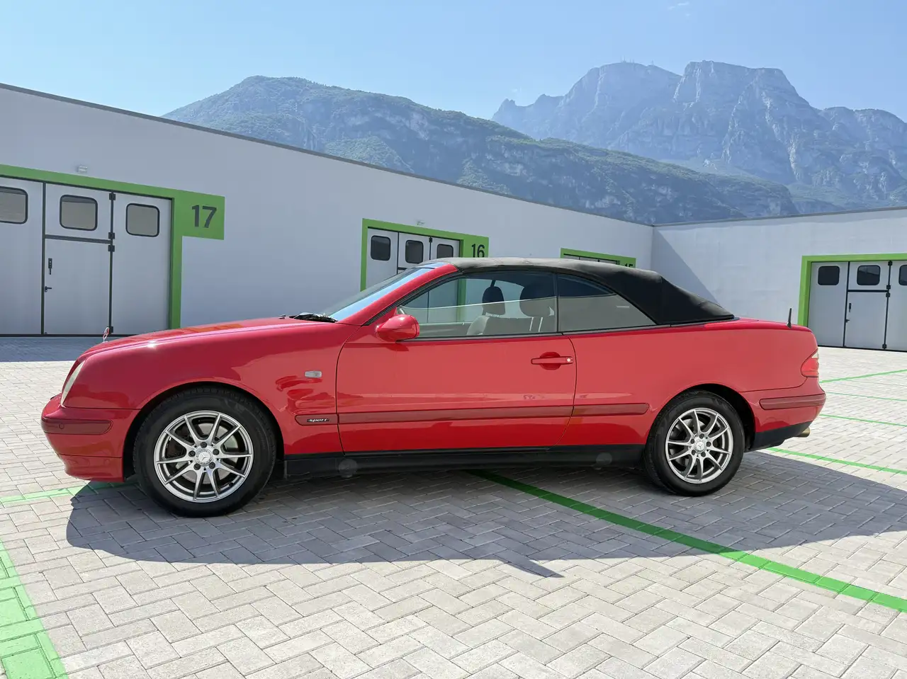 Mercedes-Benz CLK 230 Cabrio k Sport auto, foto 2
