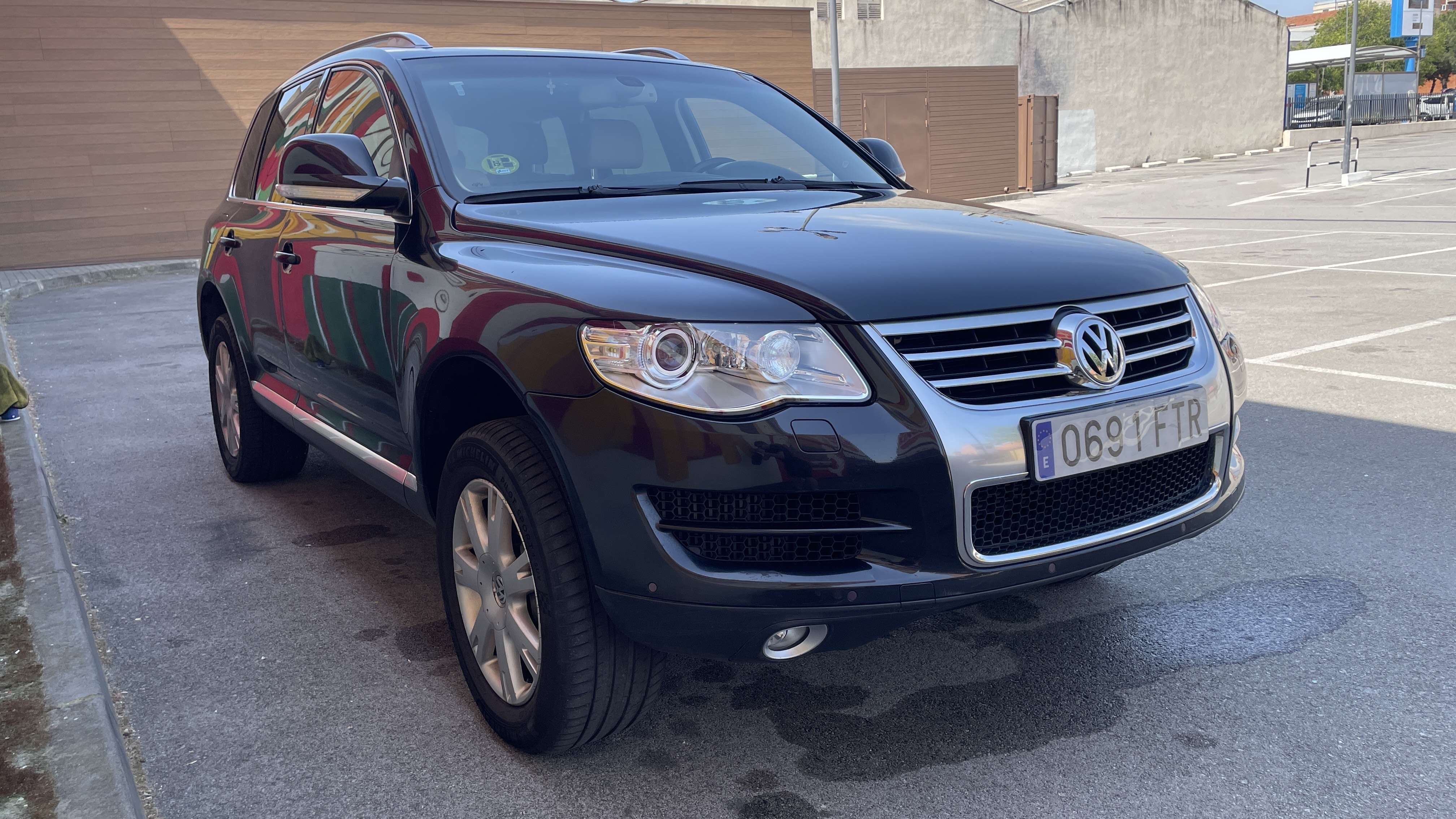 Volkswagen Touareg 3.0TDI V6 +Motion Tiptronic - foto 1