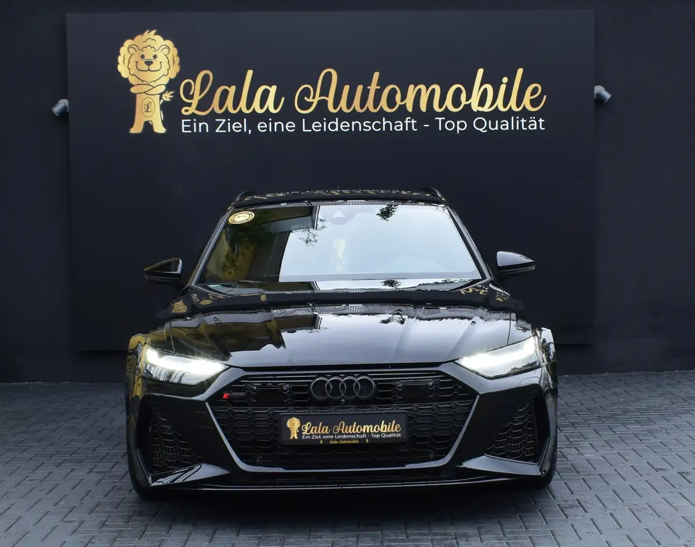 Audi RS 4.0 TFSI Quattro B&O PANORAMA DYNAMIC 600PS Schwarz - 2