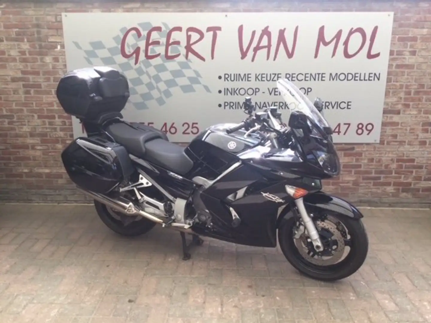 Yamaha FJR 1300 Noir - 1