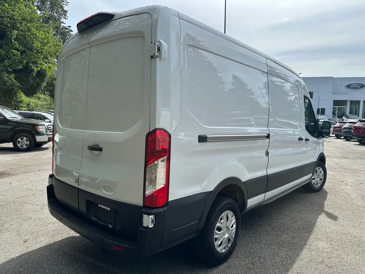 Ford E-Transit снимка Ford E-Transit