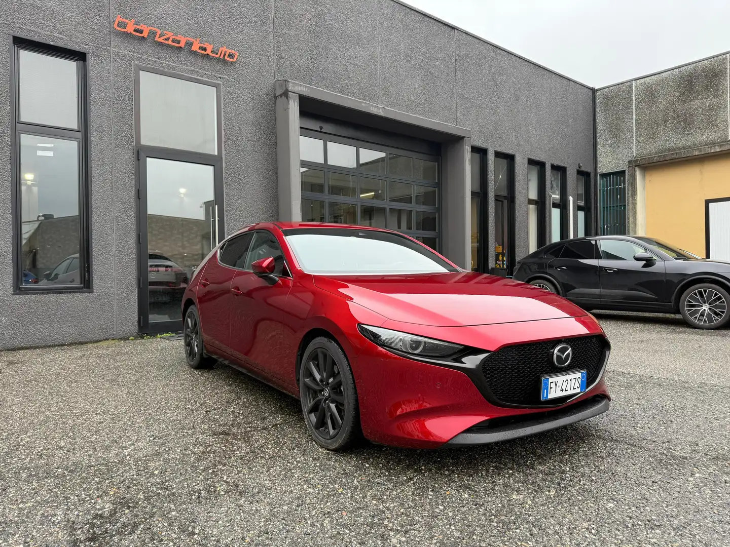 Mazda 3 3 5p 2.0 m-hybrid Exclusive Design Pack awd 180cv Rouge - 2