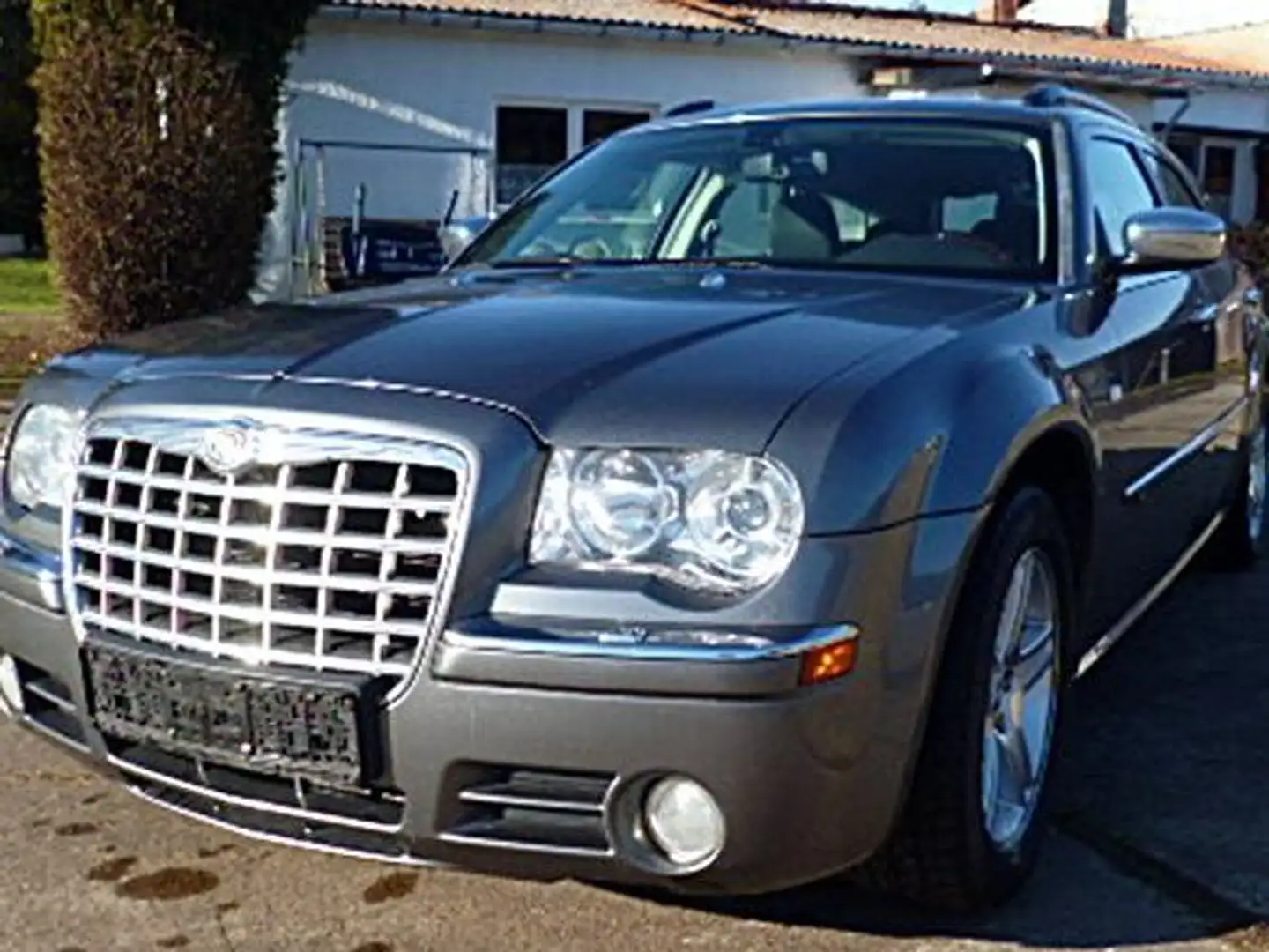 Chrysler 300C 300C Touring 3.0 CRD DPF Automatik Šedá - 1