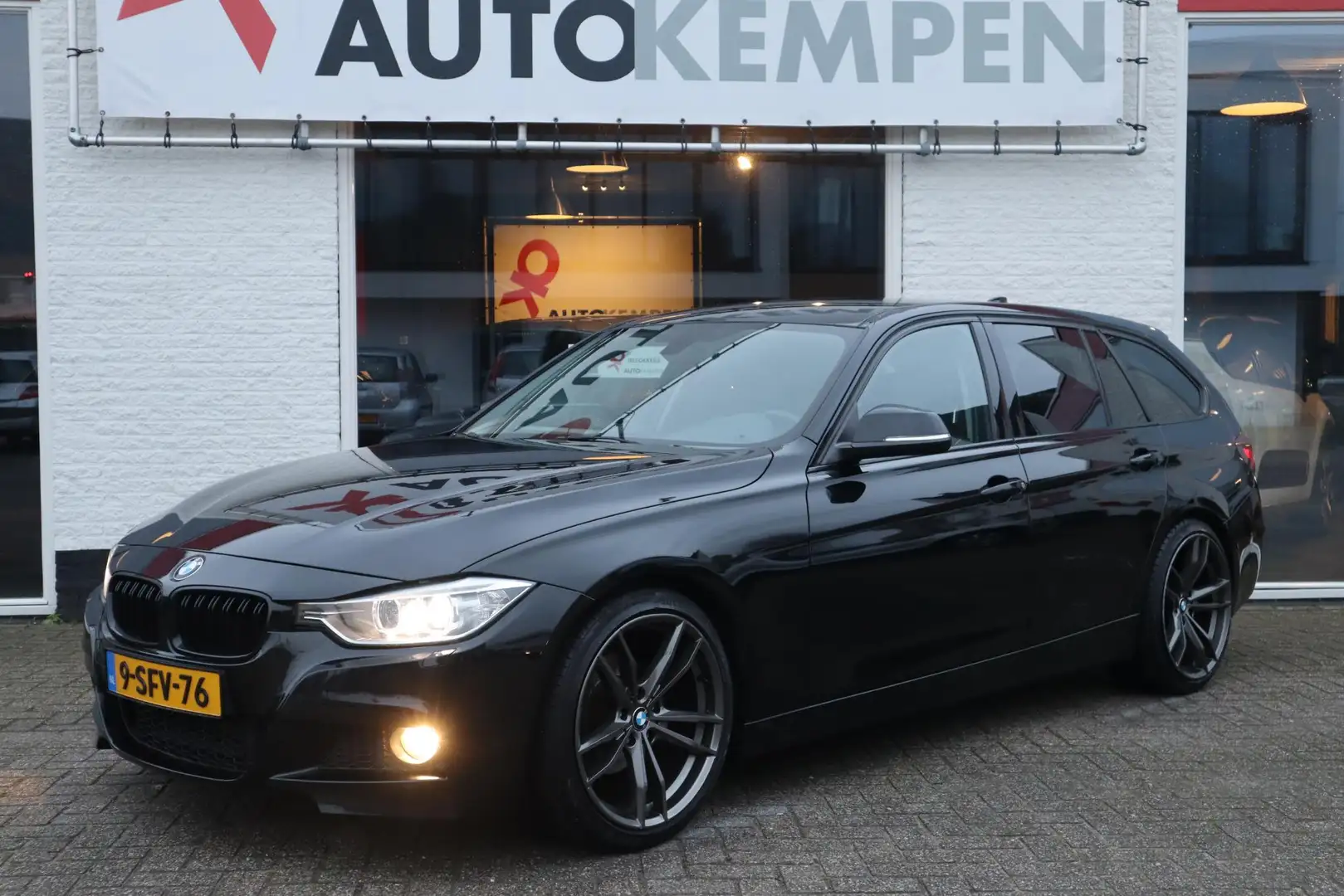 BMW 318 3-serie Touring 318d EXECUTIVE BLACK ZEER MOOIE EN Noir - 1