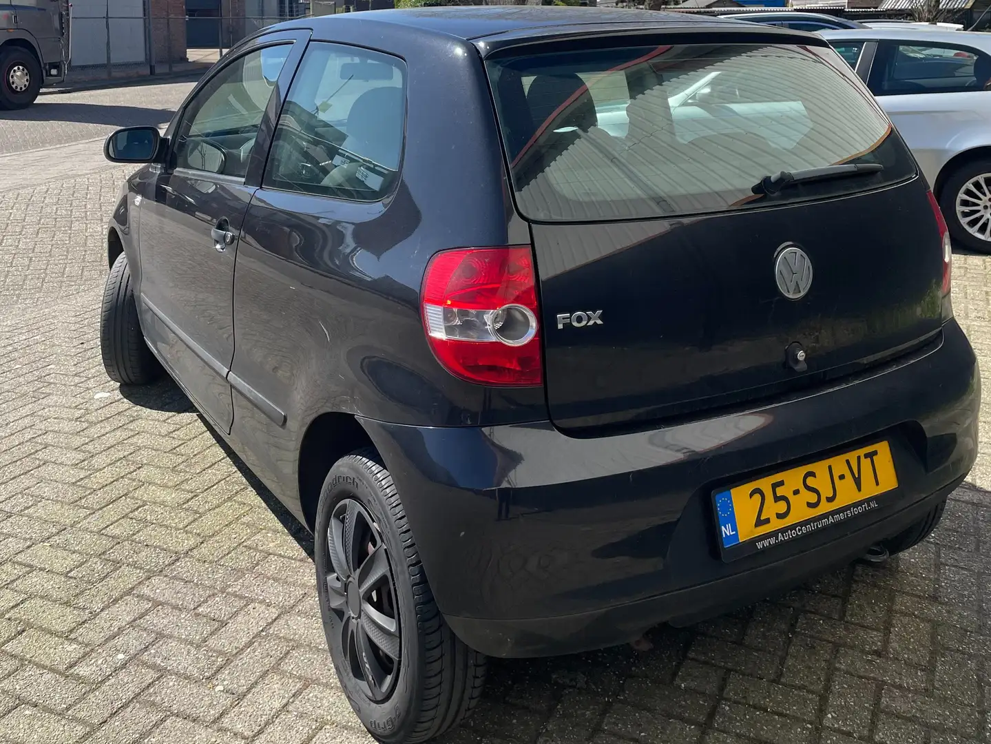 Volkswagen Fox Fox 1.2 Trendline Zwart - 2