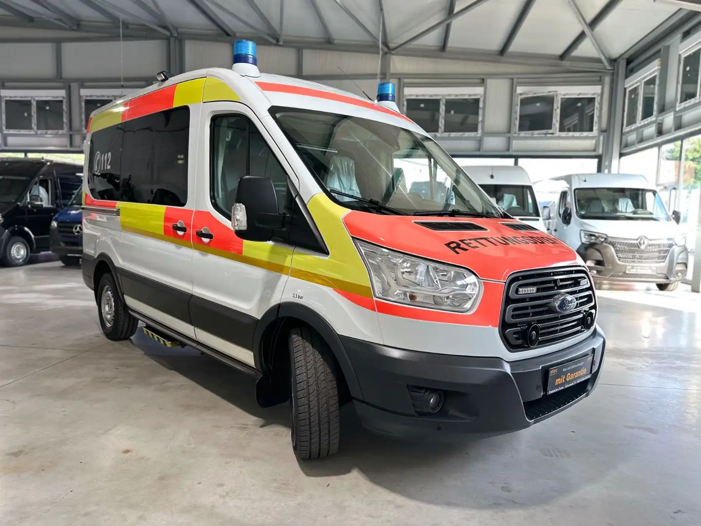 Ford Transit RTW*KTW*KRANKENWAG*AUTOMATIK*LIEGE+STUHL White - 2