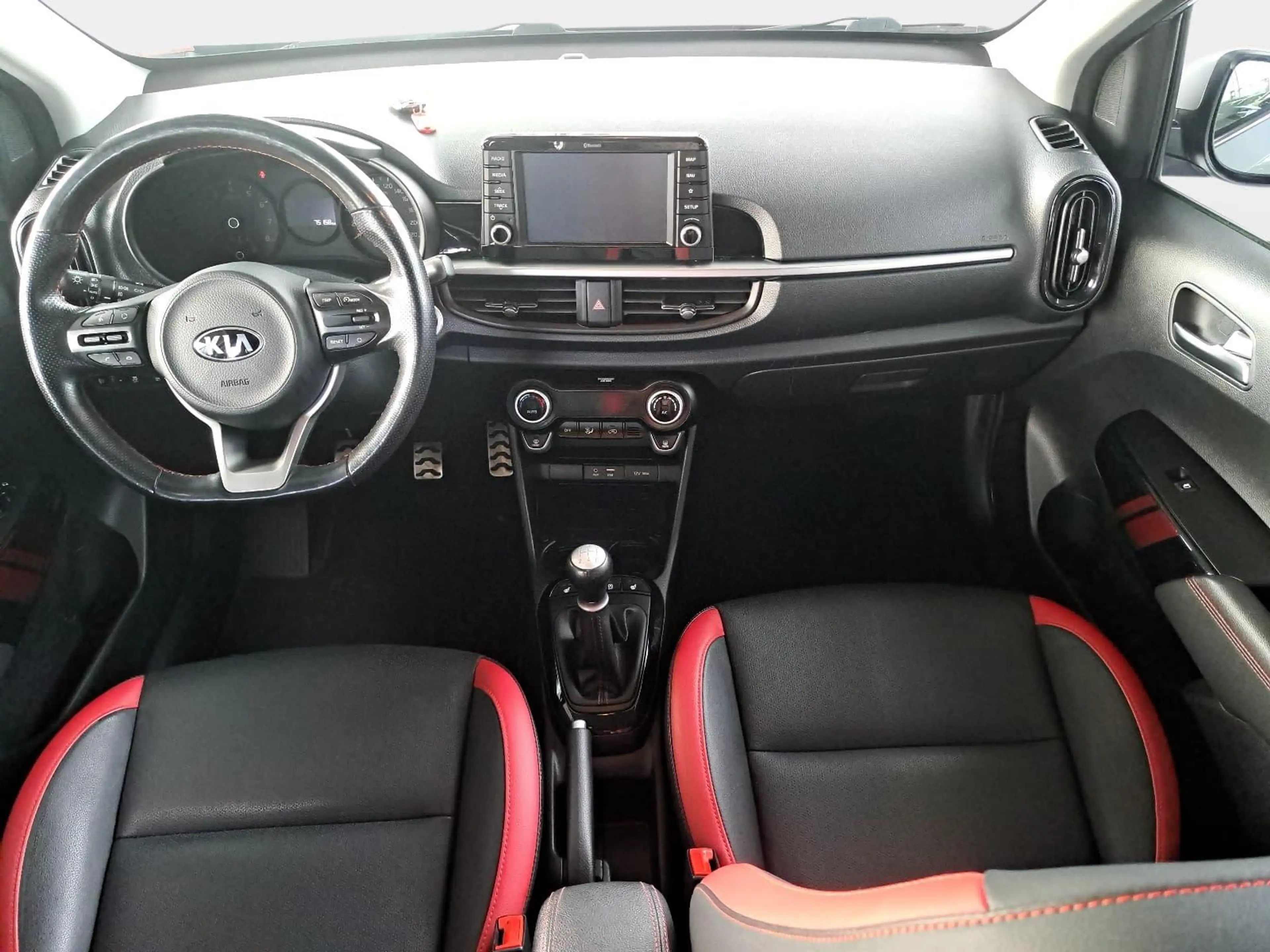 Kia Picanto PICANTO 1.2 ISG GT LINE TECHNOLOGIE NAVI — photo 8