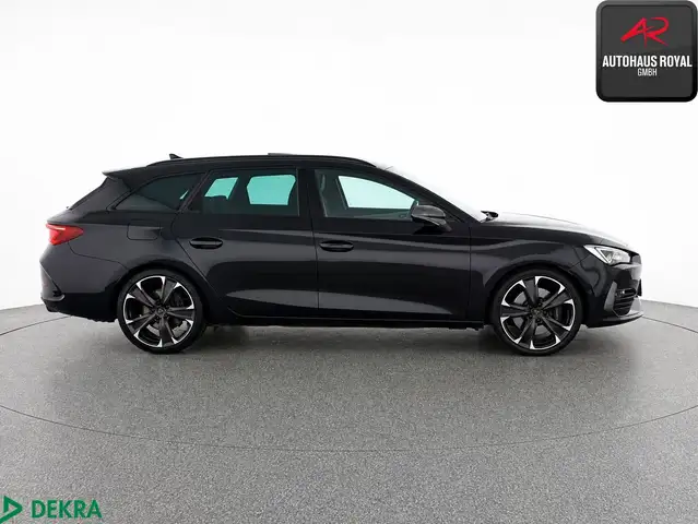 Cupra Leon view 6