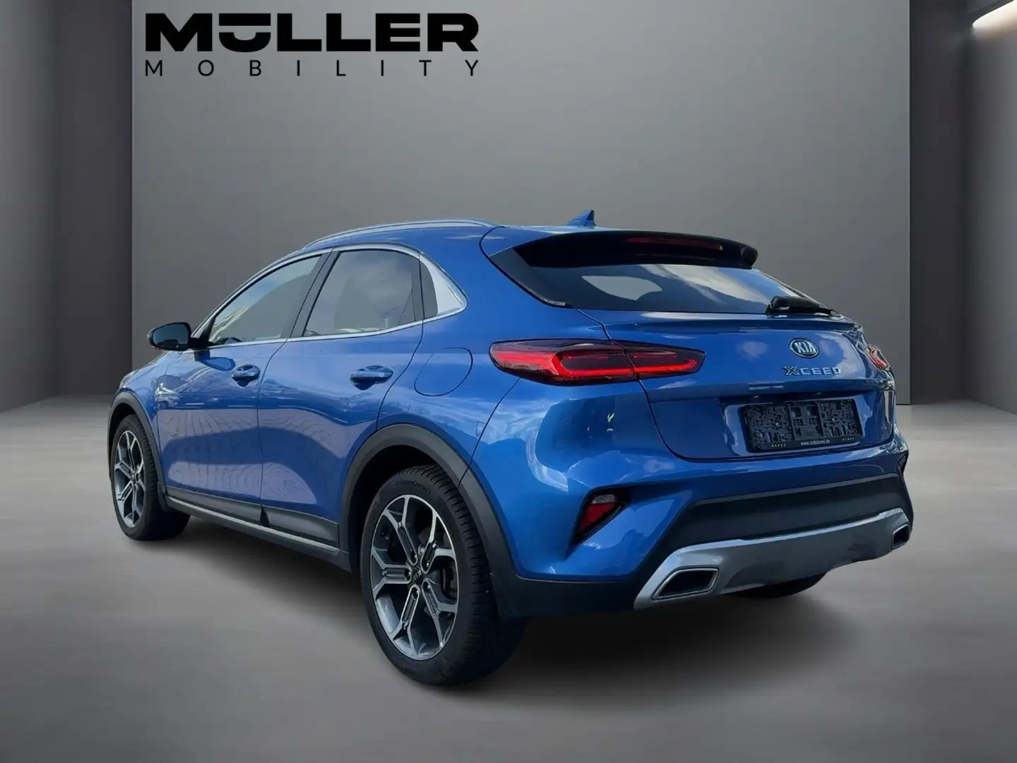 Kia XCeed 1.4 T-GDI Vision +LED+Navi+Cam+ACC+AUT+ Modrá - 2