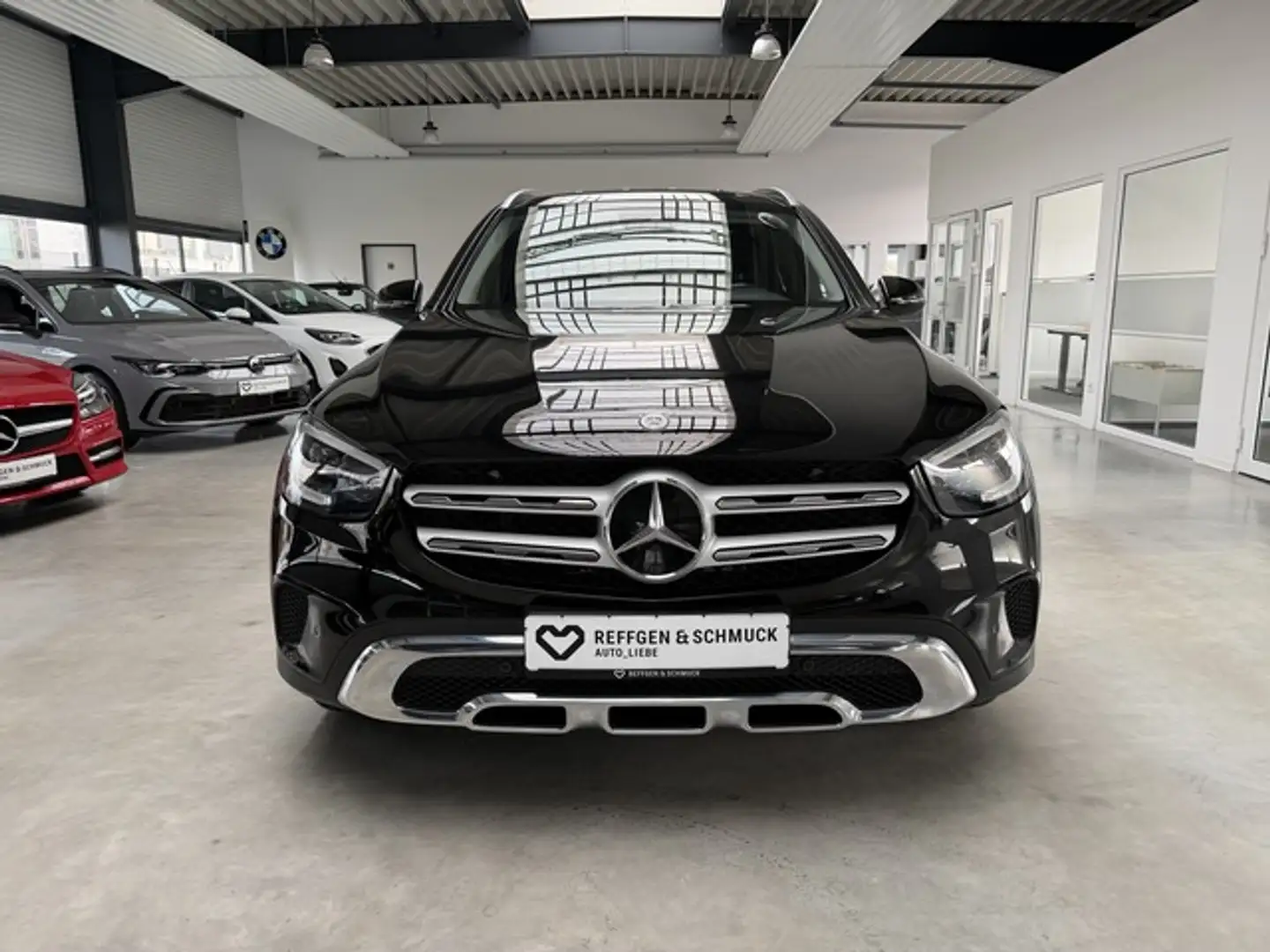 Mercedes-Benz GLC 200 4M NAV+MULTIBEAM+DISTRONIC+STANDHEIZUNG+ Чорний - 2
