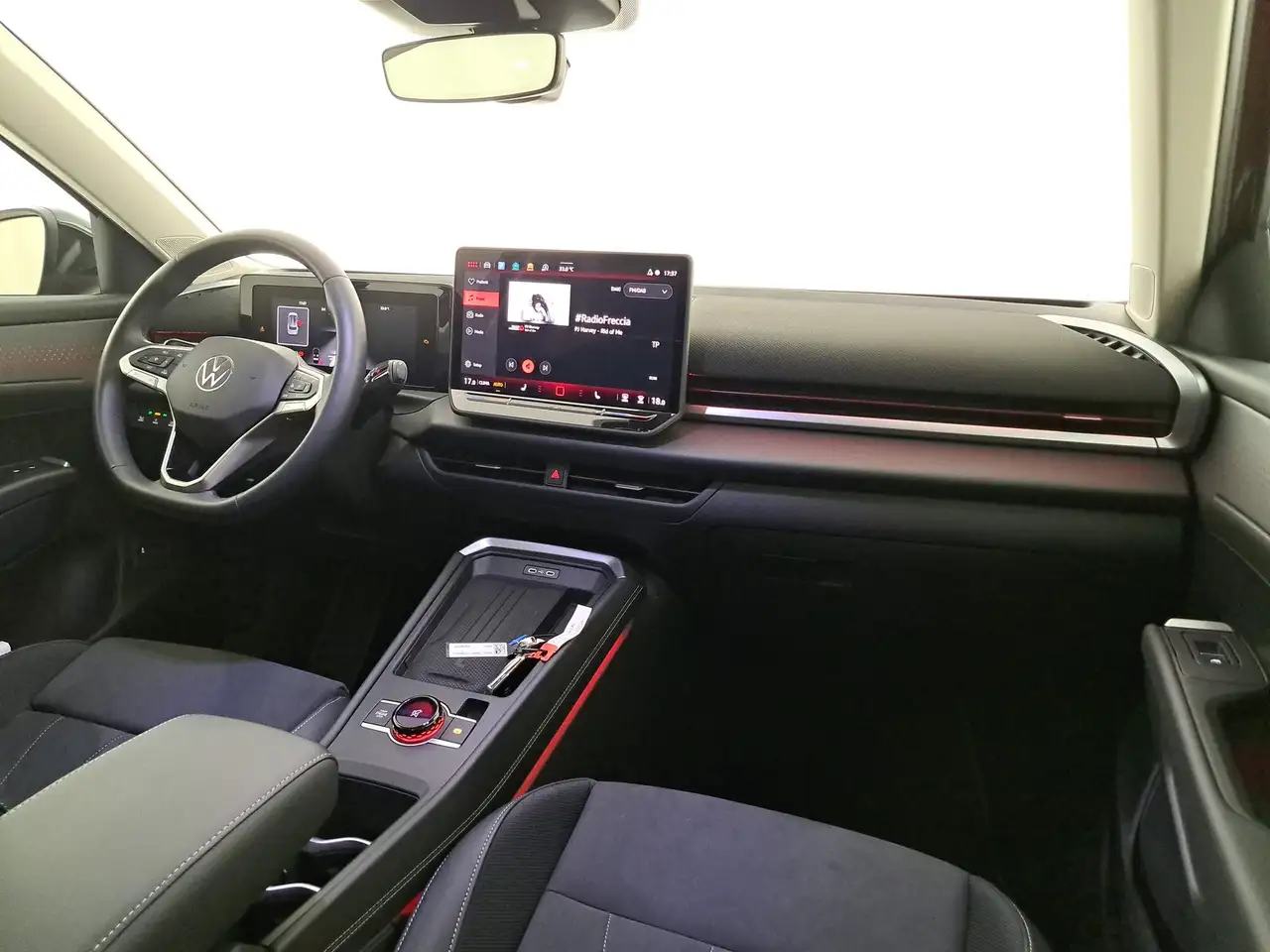Volkswagen T-Roc 2026 — фото 14