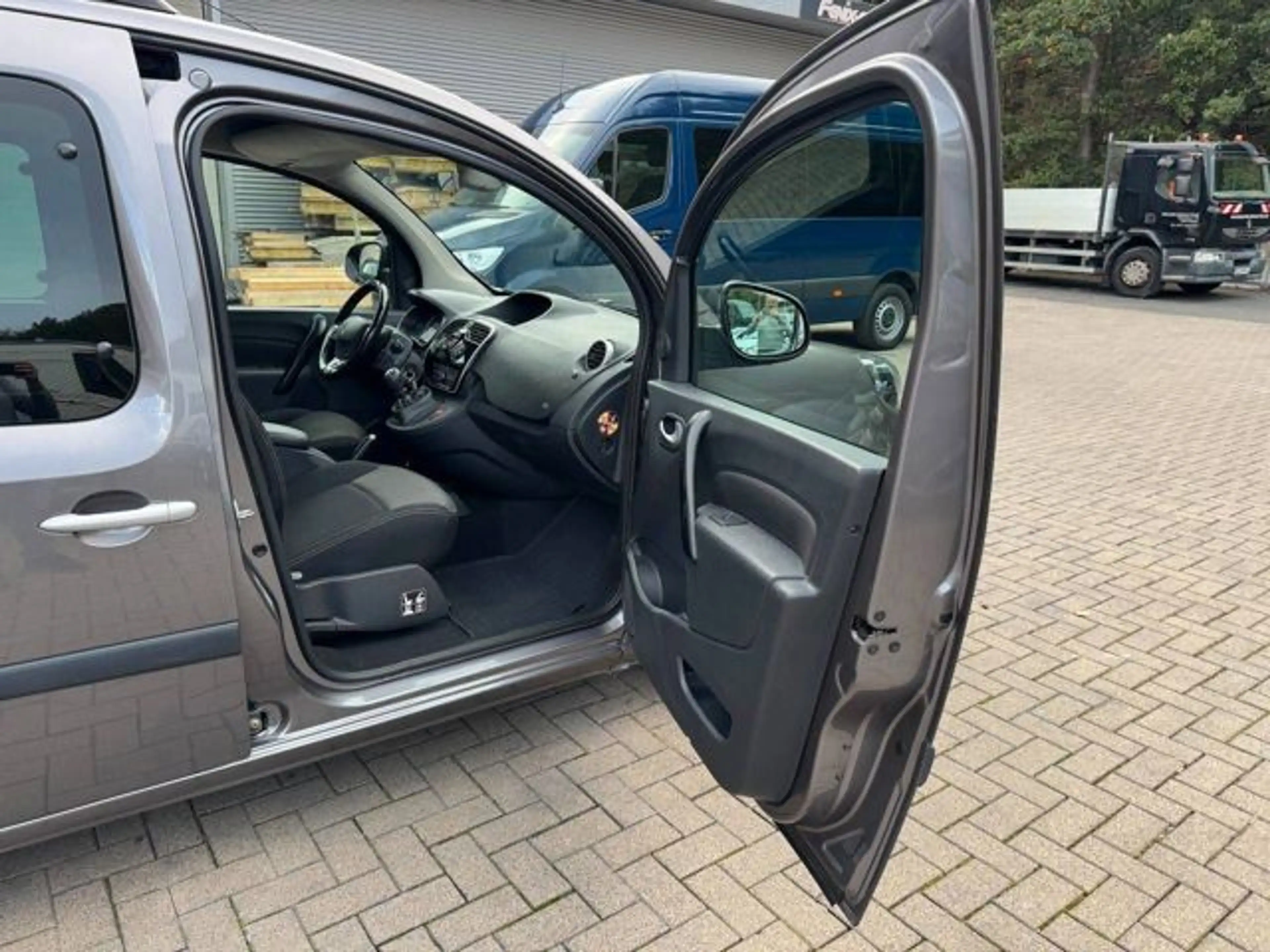 Renault Kangoo Limited — photo 9
